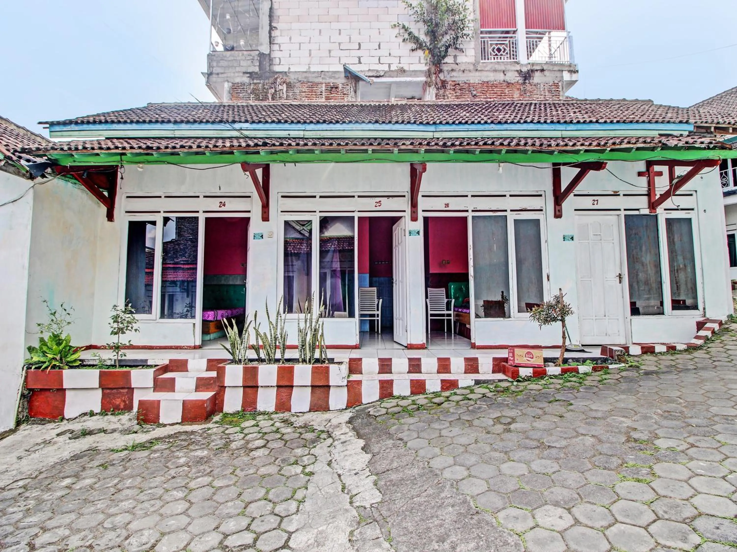 Lobby or reception in Hotel O 4 Saudara Hotel