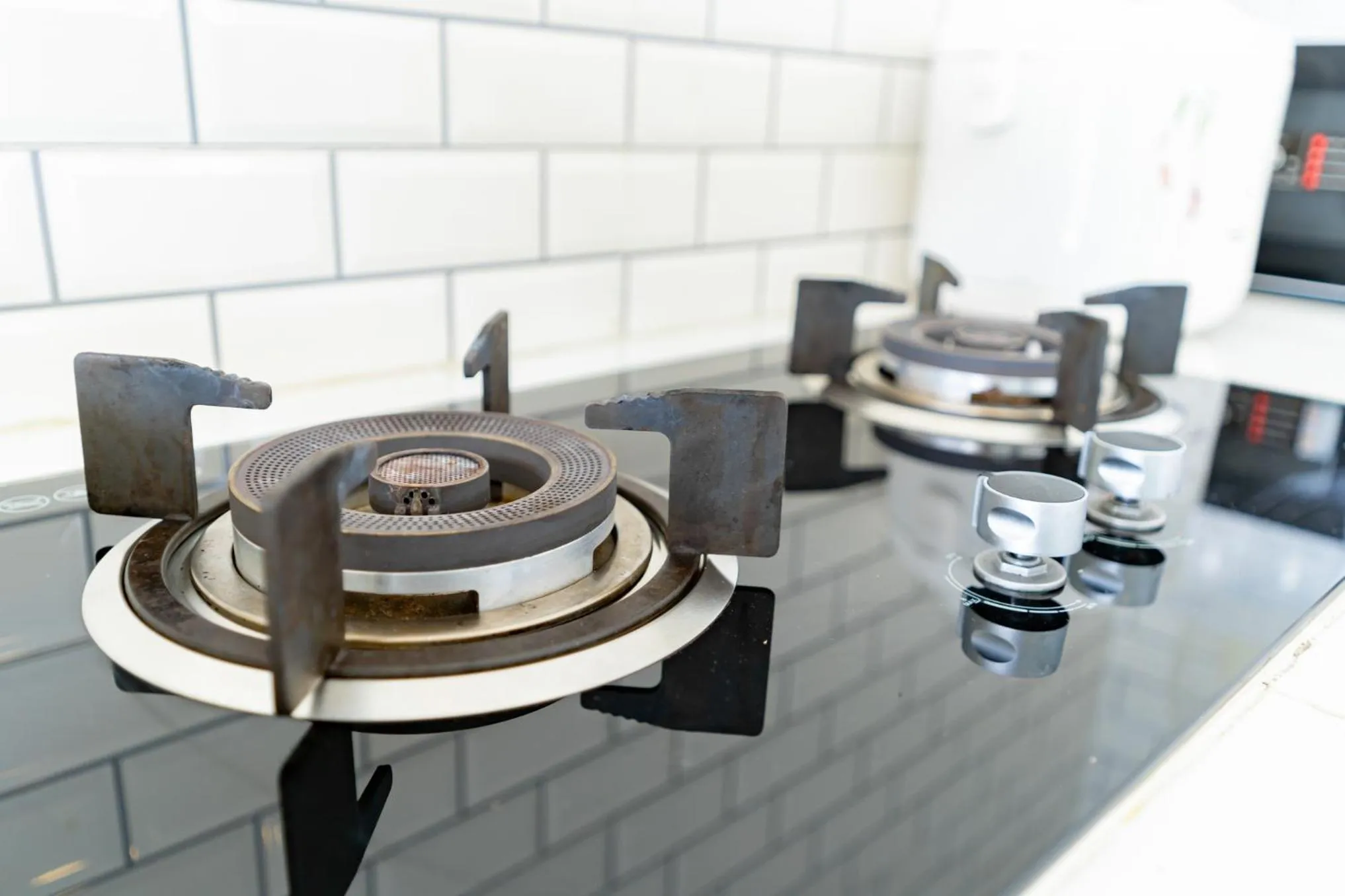 Kitchen or kitchenette in Villa Paramount 1