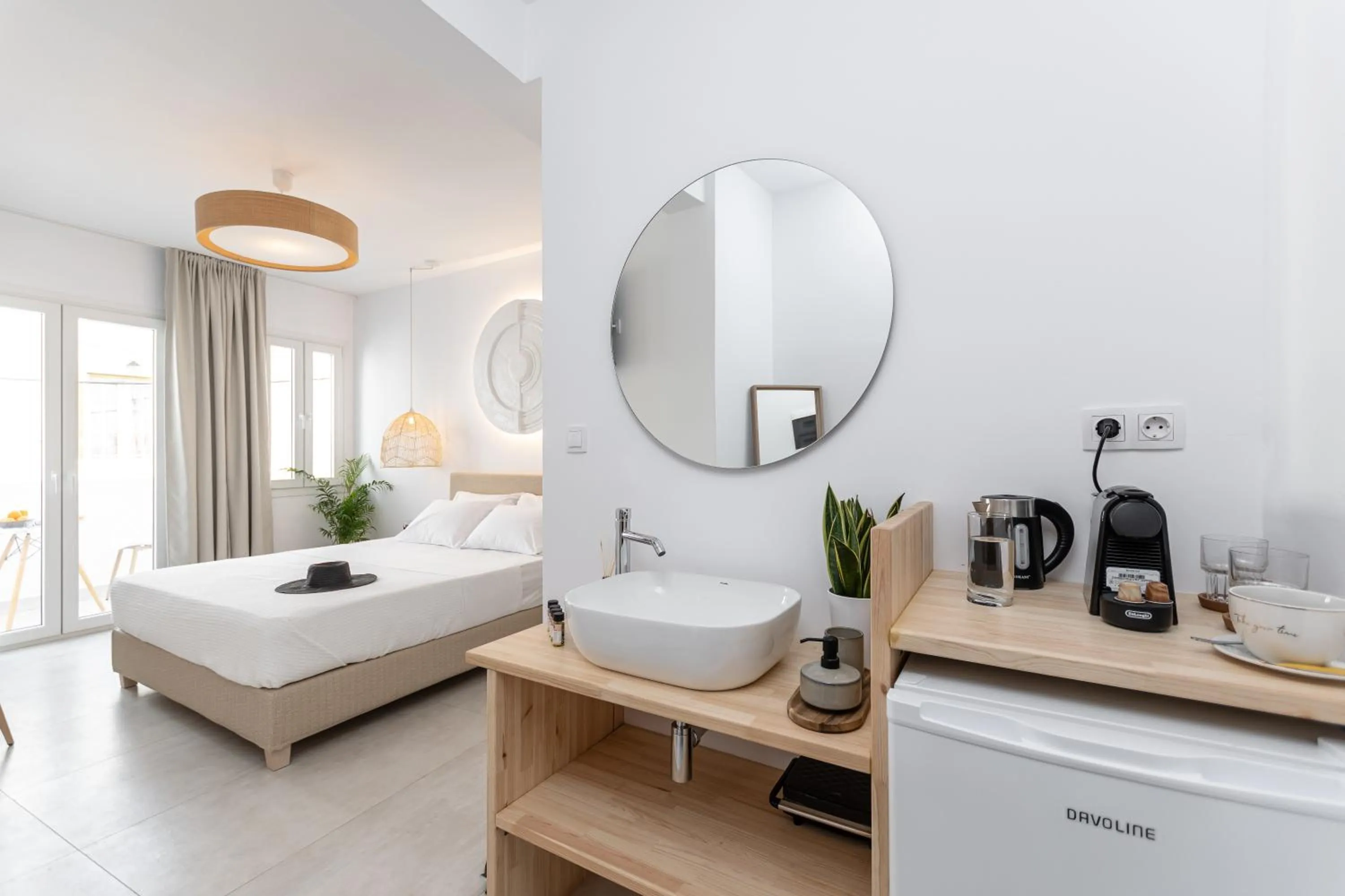 Bed in Golden Bird's