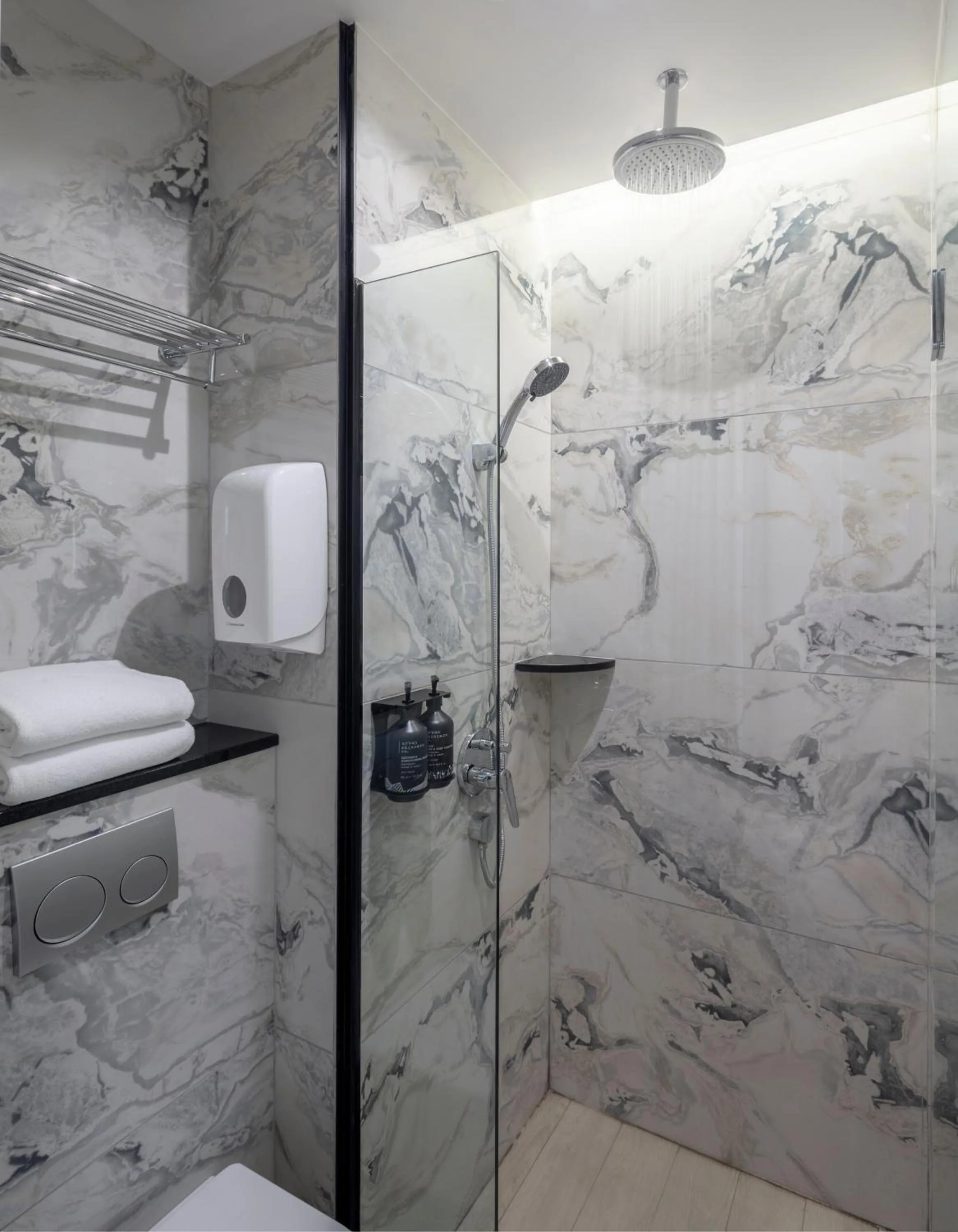 Bathroom in Hotel Mi Rochor