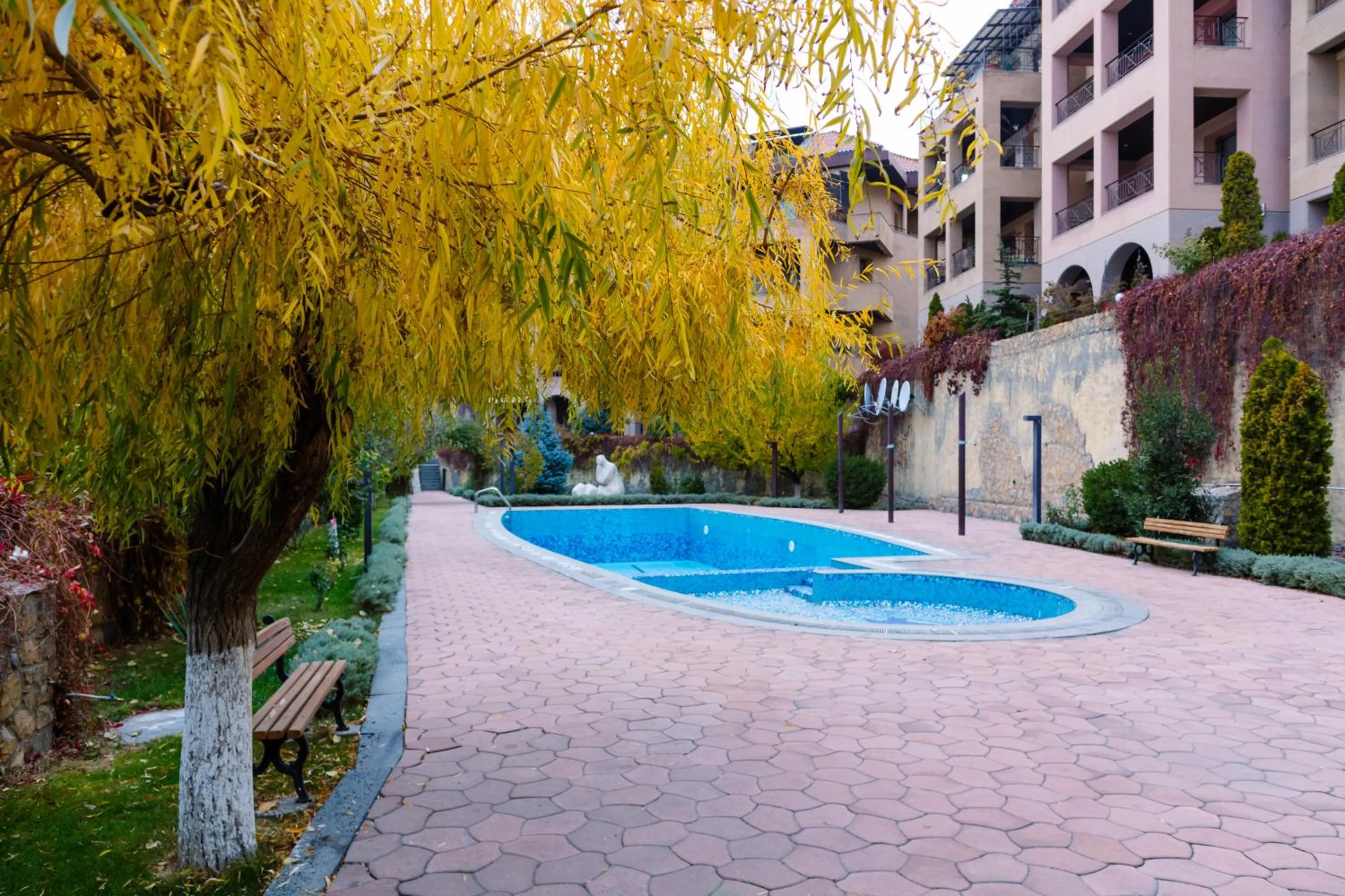 Pool view in hotelise I Paradise Apartment