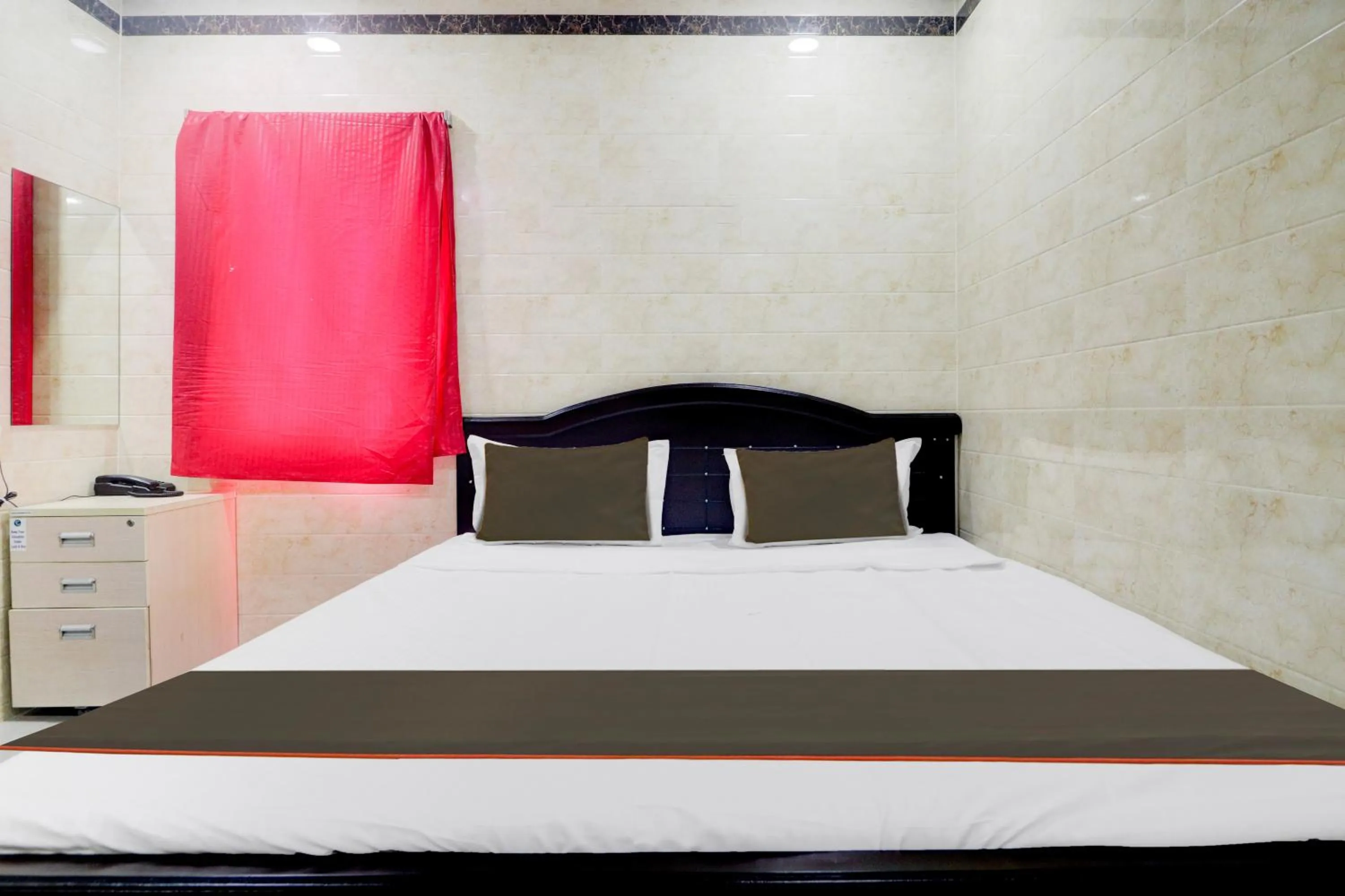 Bedroom, Bed in Hotel O New Hotel Aroma Classic