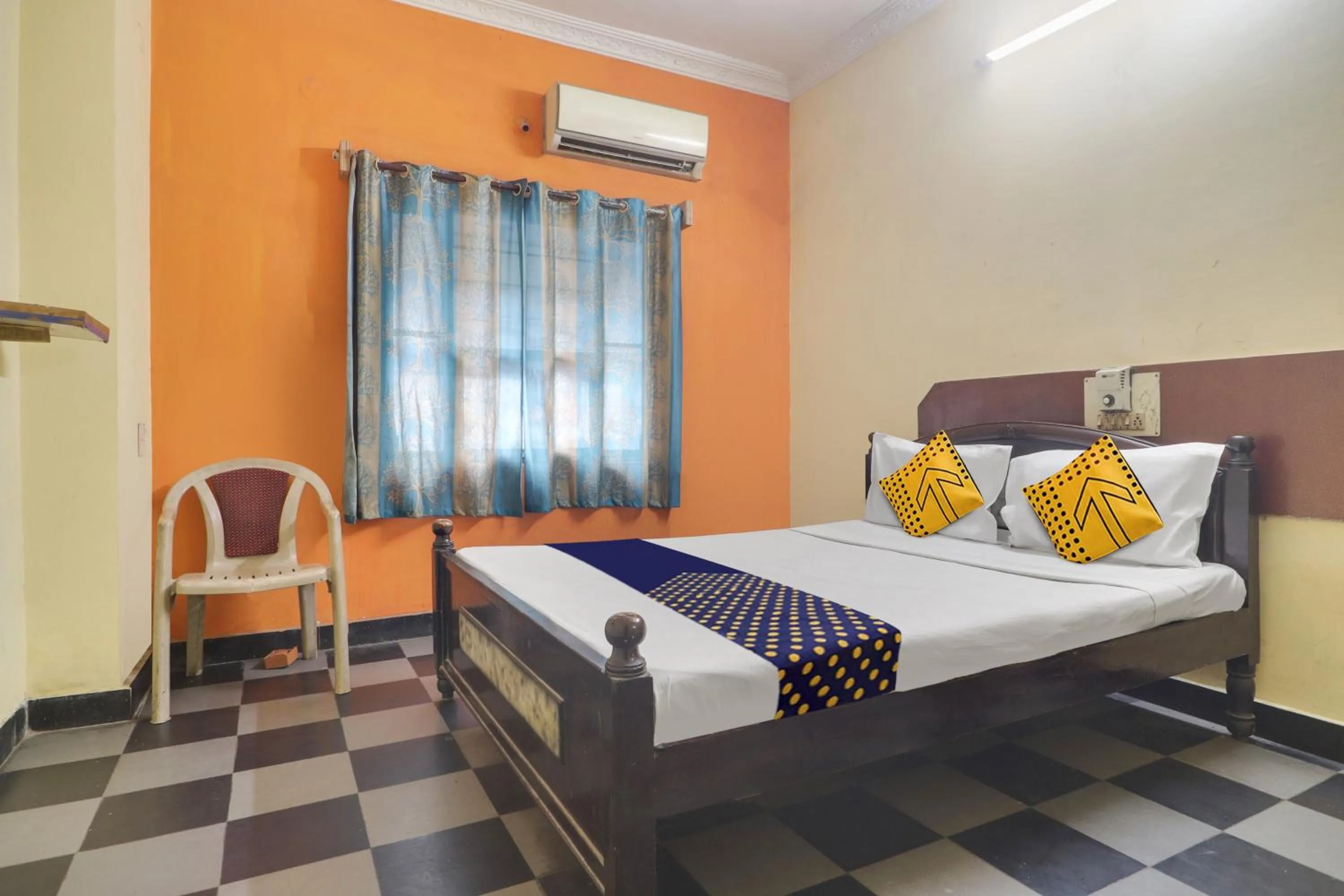 Bedroom, Bed in SPOT ON New Balaji Residency