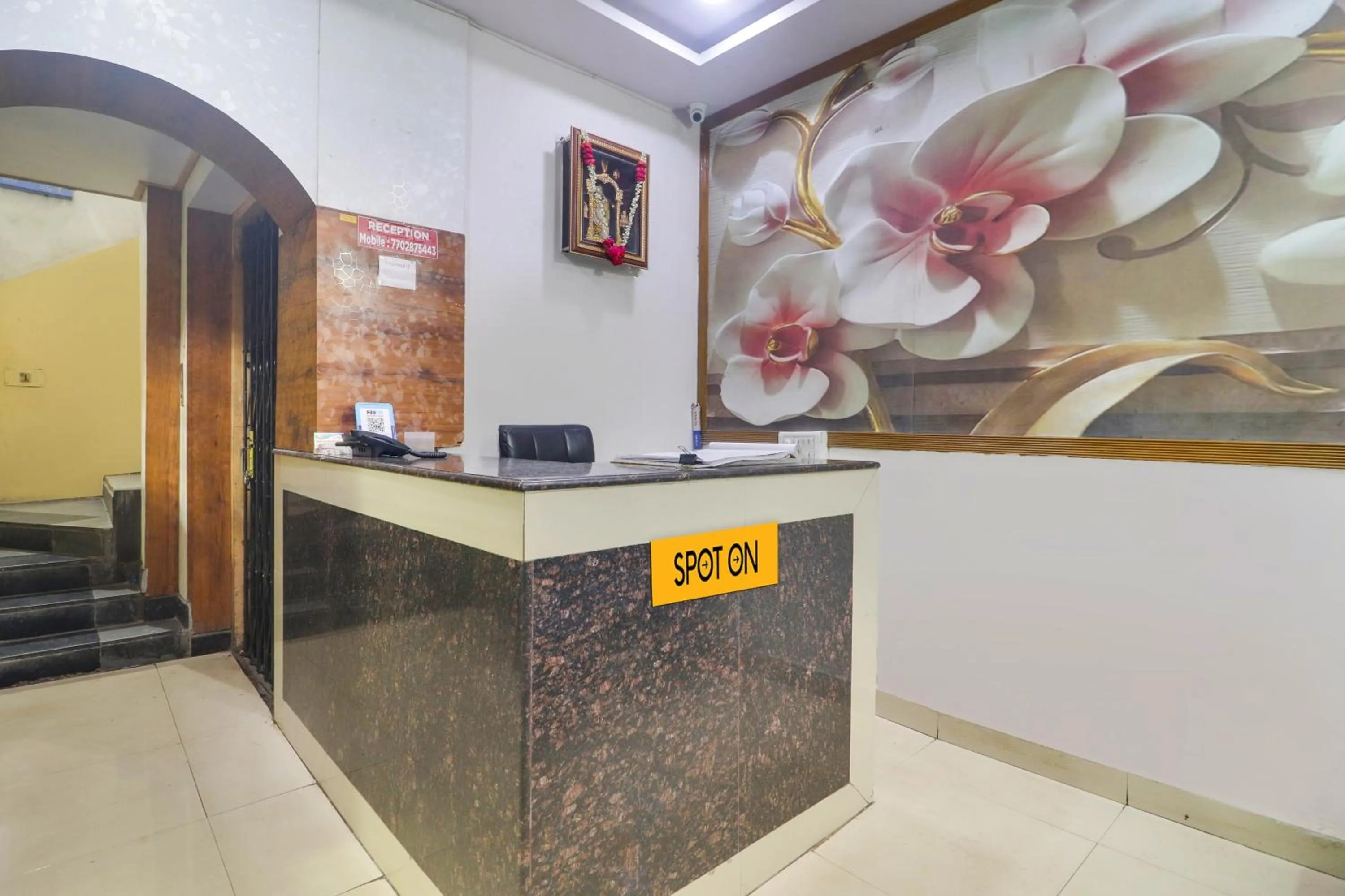 Lobby or reception in SPOT ON New Balaji Residency
