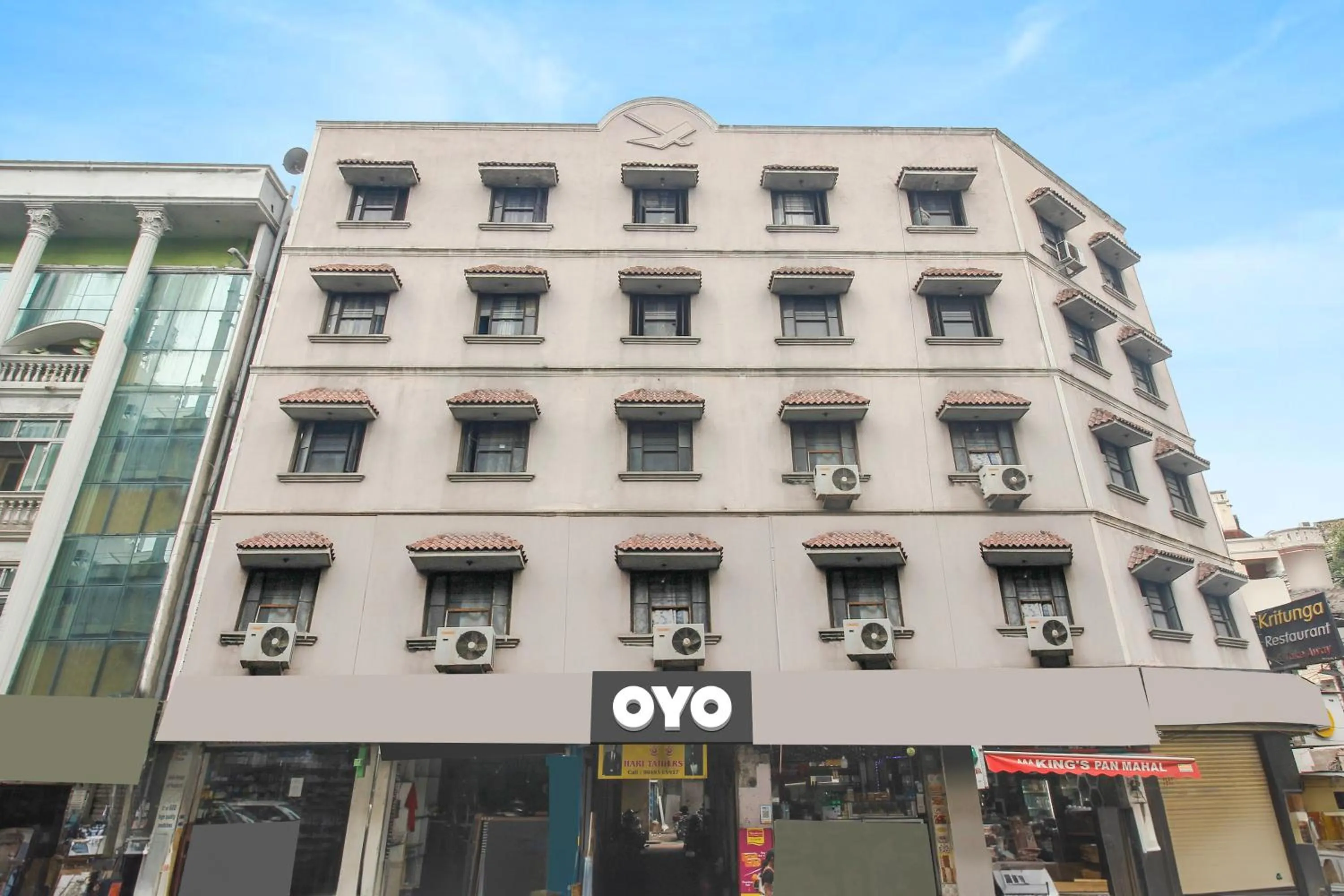 Facade/entrance in SPOT ON New Balaji Residency