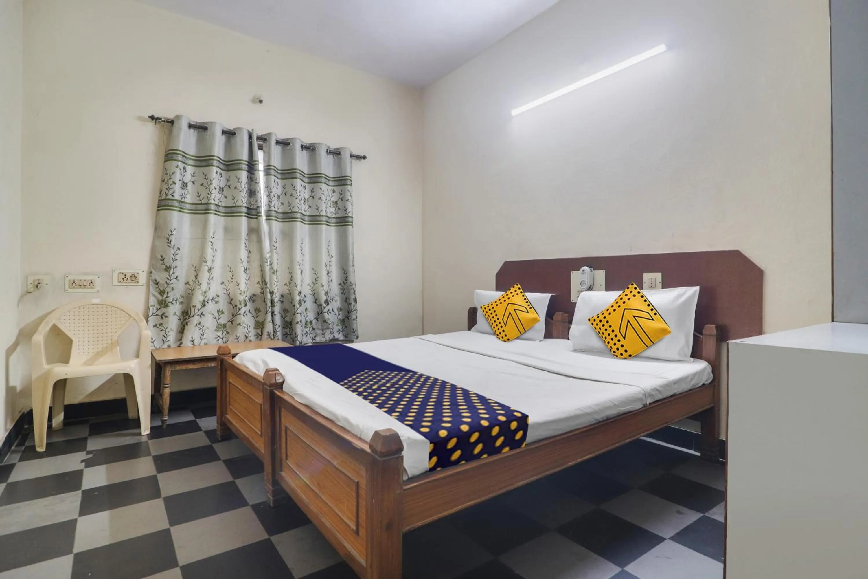 Bedroom, Bed in SPOT ON New Balaji Residency