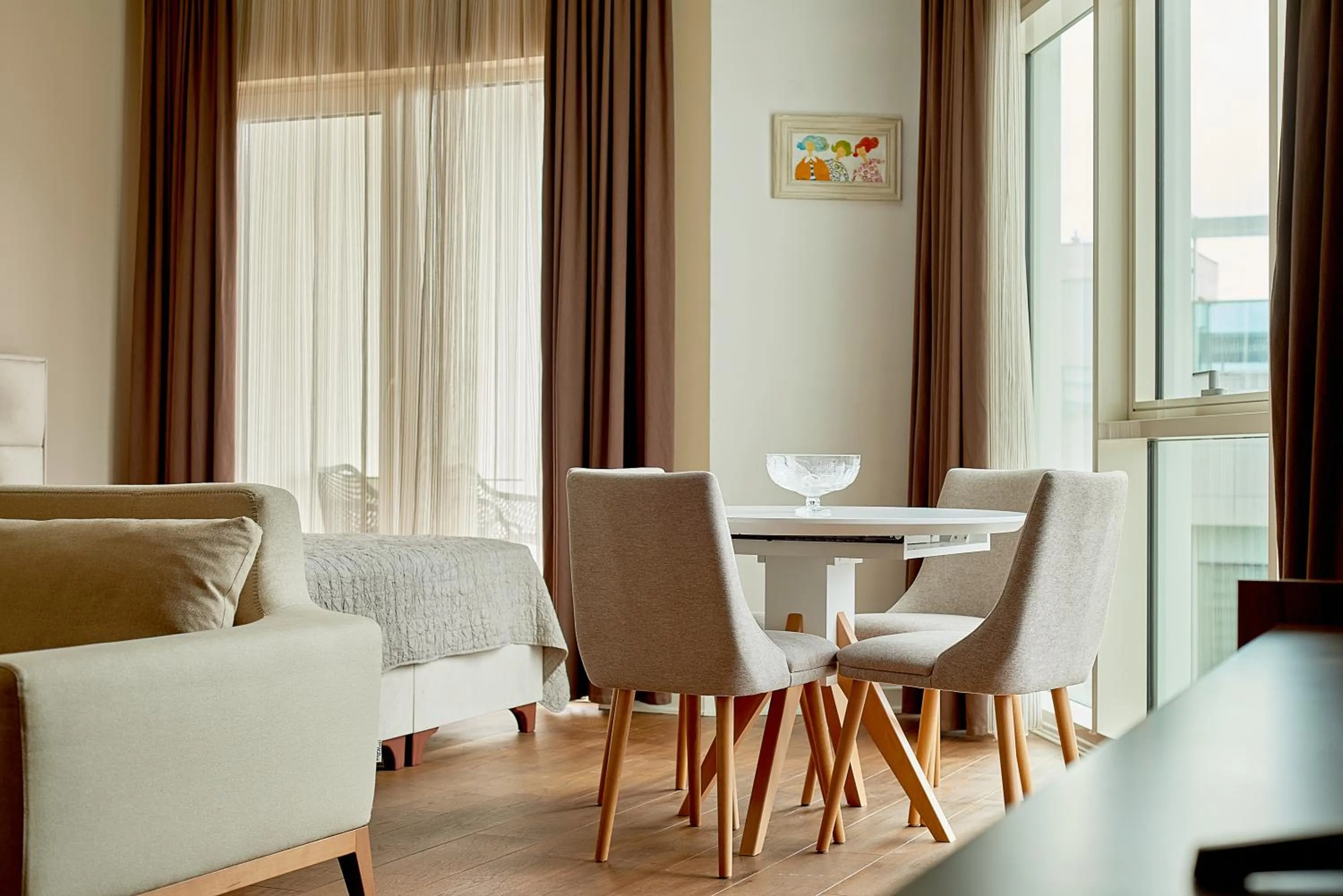 Dining area in Lux Apartments Sunrior