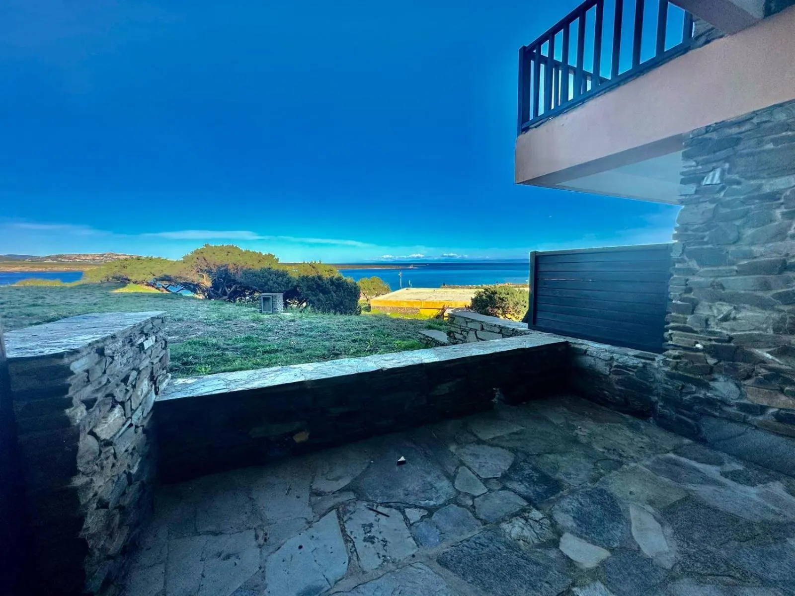 Patio in Residence Hotel La Pelosetta