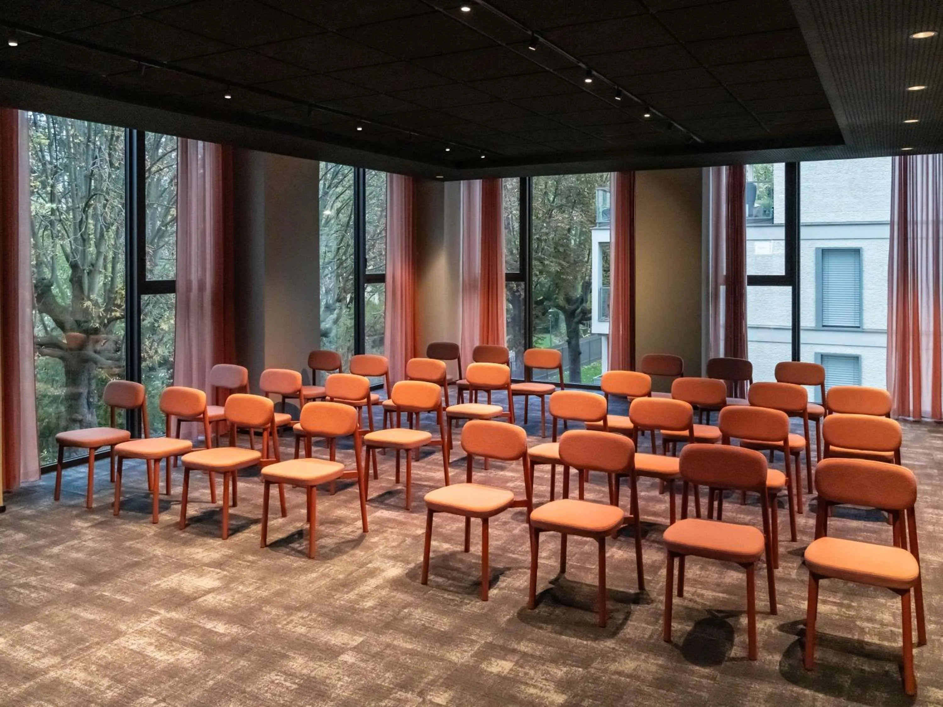 Meeting/conference room in TRIBE Lyon Croix Rousse