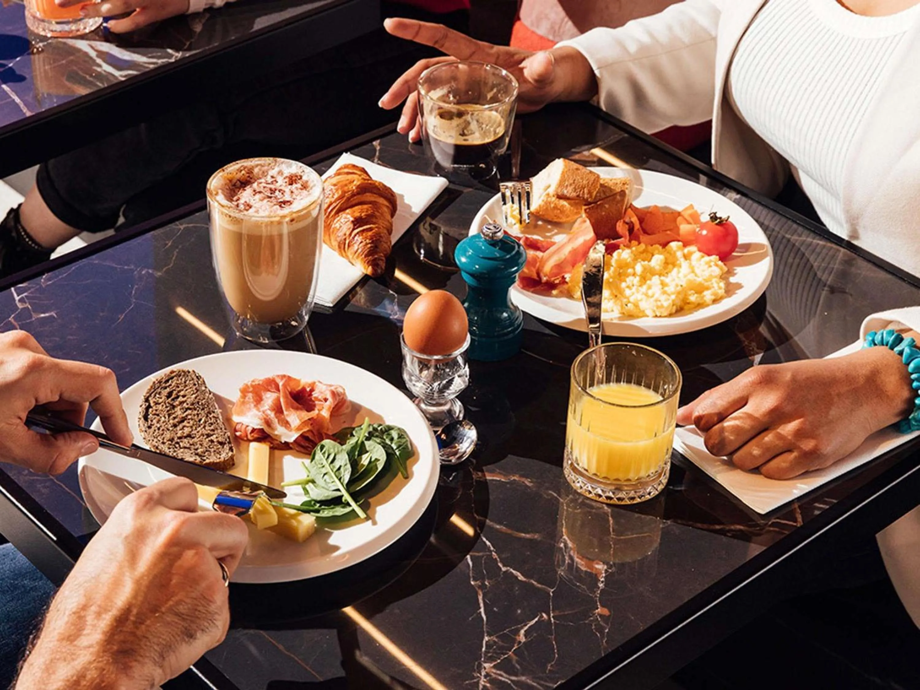 Breakfast in TRIBE Lyon Croix Rousse