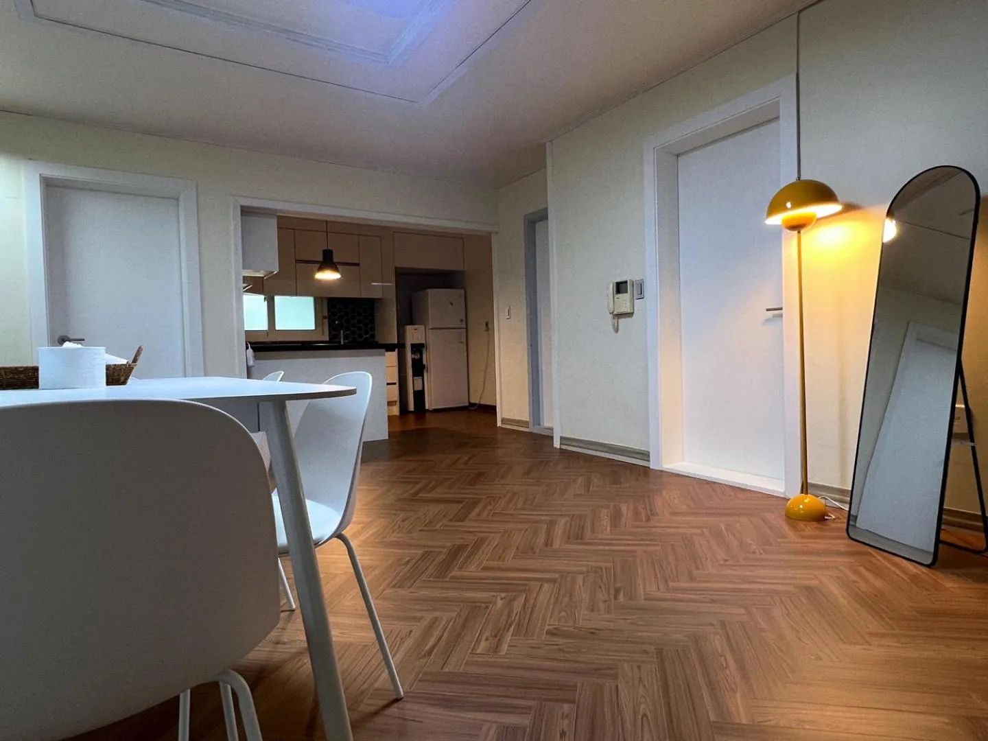 Kitchen or kitchenette in Jnineguesthouse