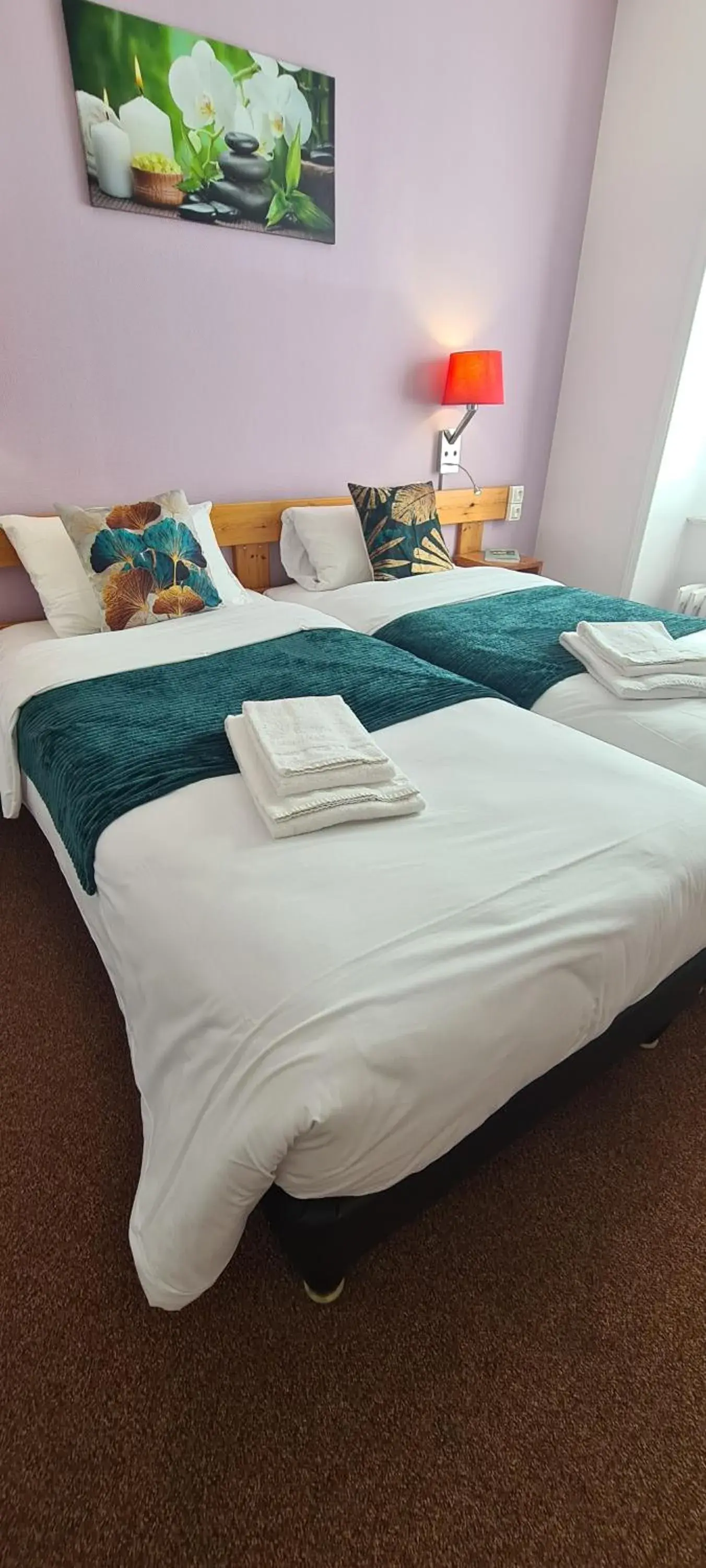 Double or Twin Room in Le 120 - Groupe Logis Hotels - Ex Auberge la Terrasse Double or Twin Room in Le 120 - Groupe Logis Hotels - Ex Auberge la Terrasse