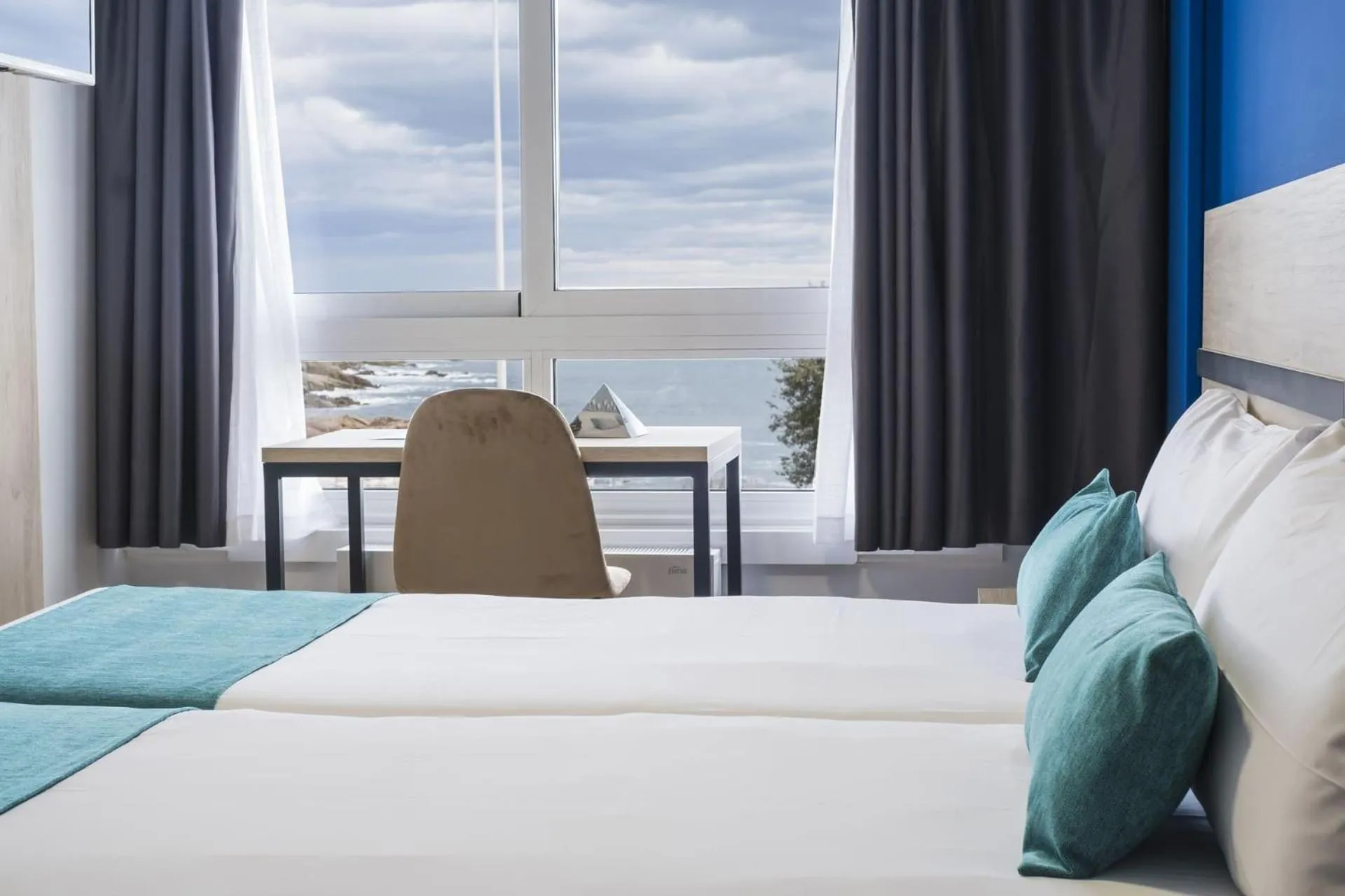 Bed in Hotel Alda Coruñamar