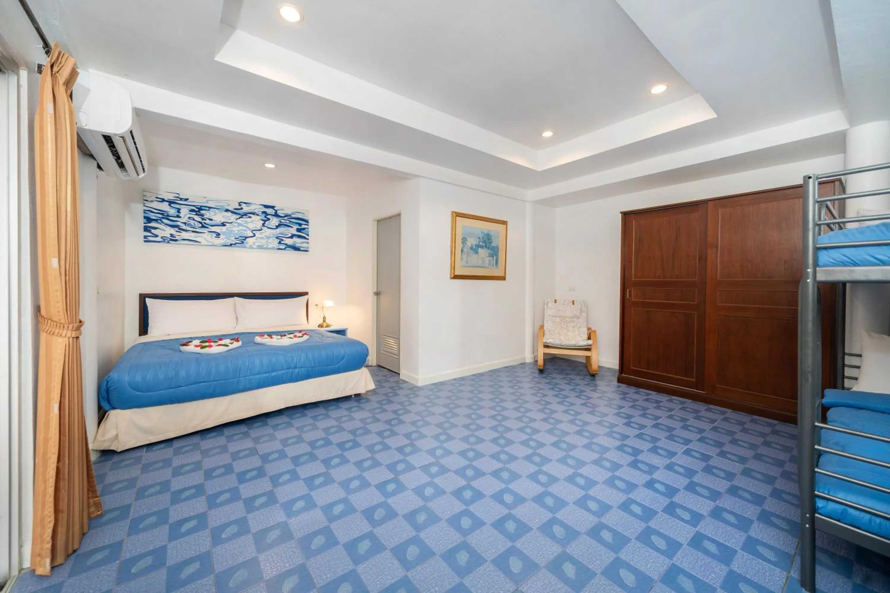 Bedroom, Bed in Oceanview Bungalows by EAT