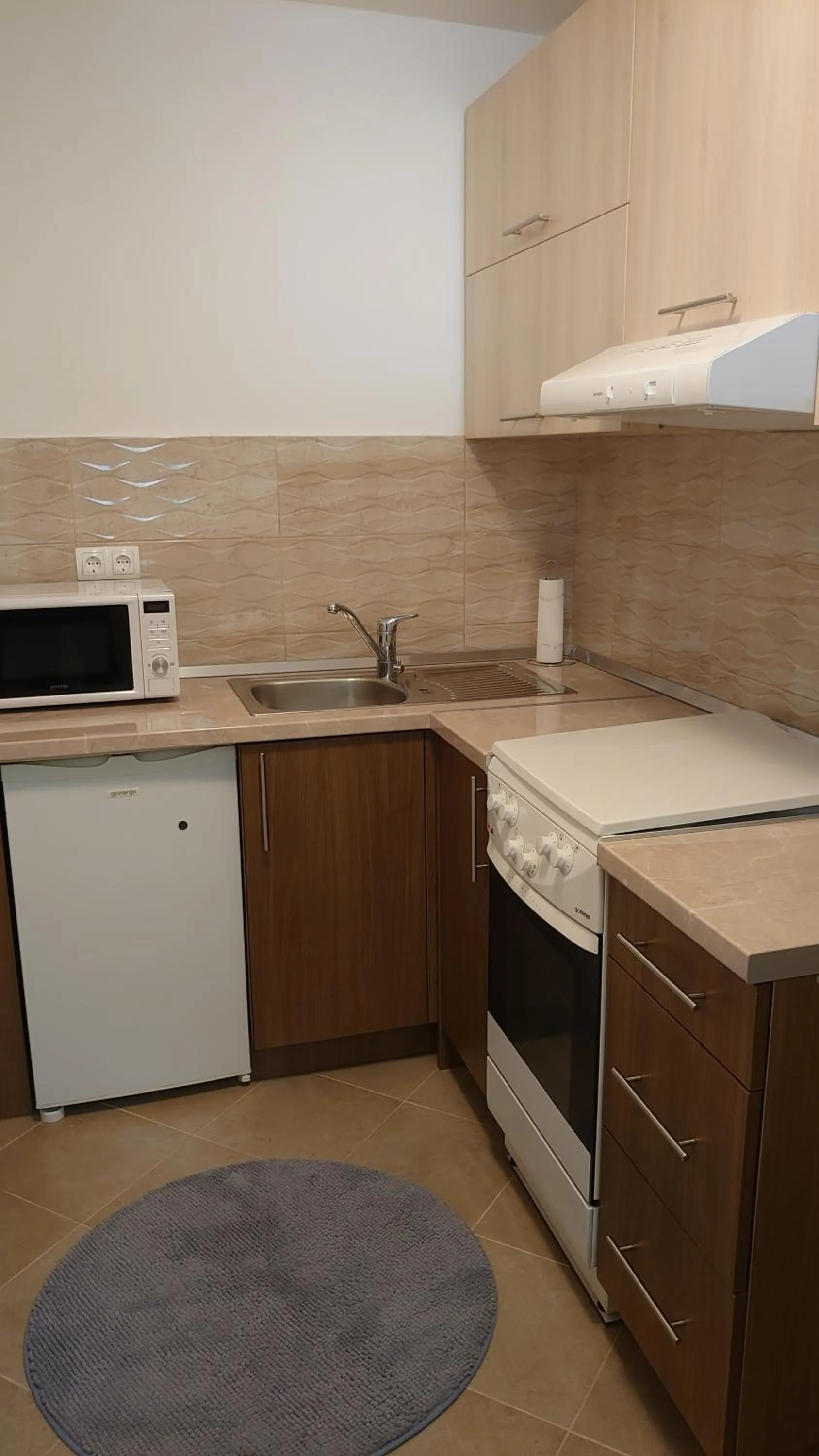 Kitchen or kitchenette in Apartments Tulipan - with free private parking garage