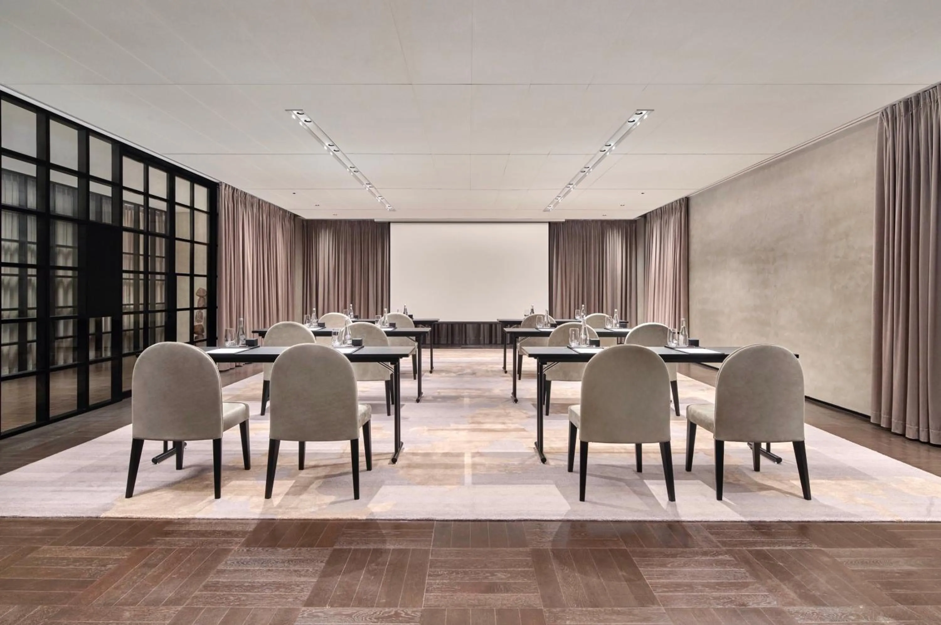 Meeting/conference room in Kimpton Qiantan Shanghai by IHG