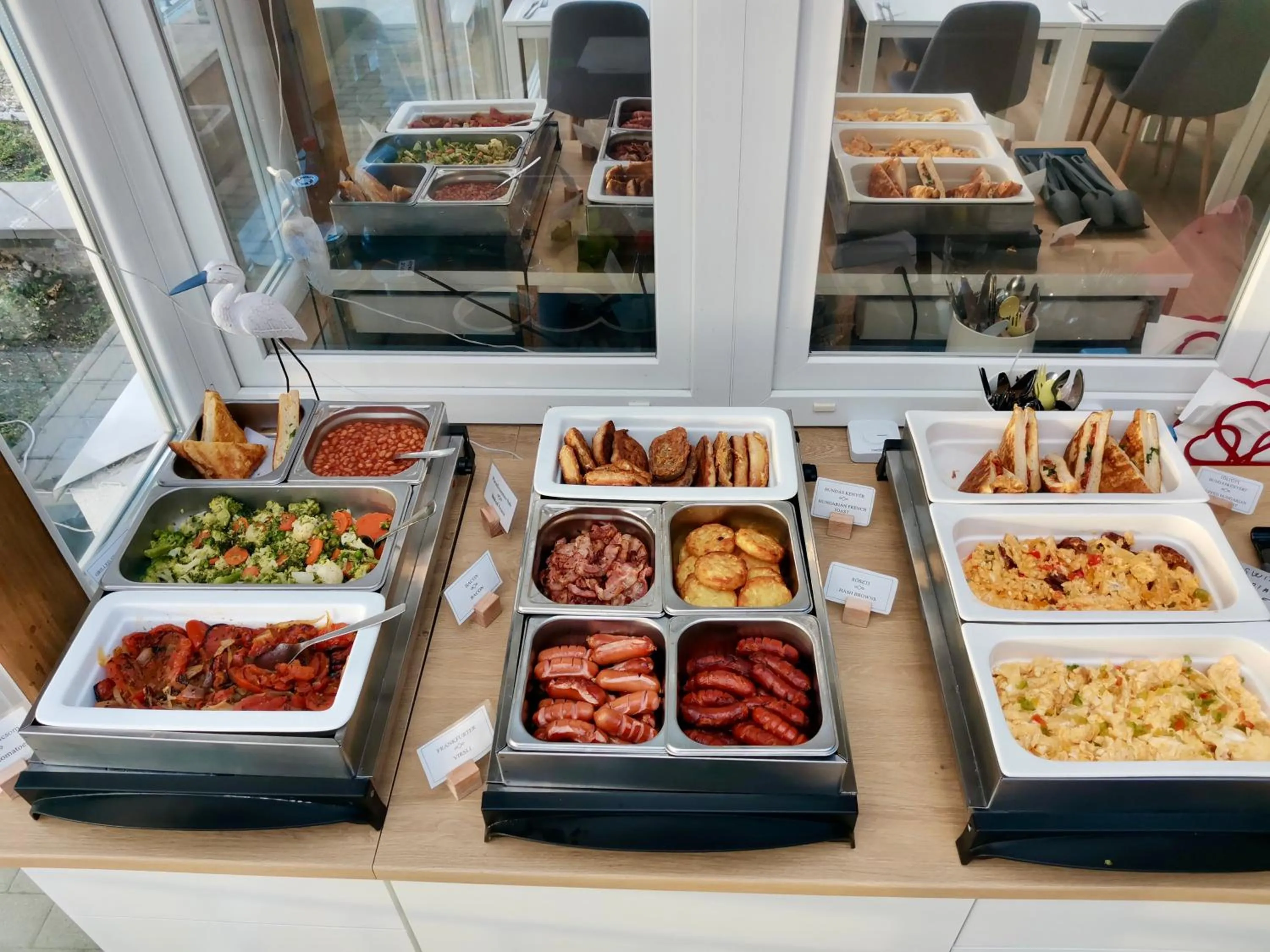 Food and drinks in Rooftop City Residence