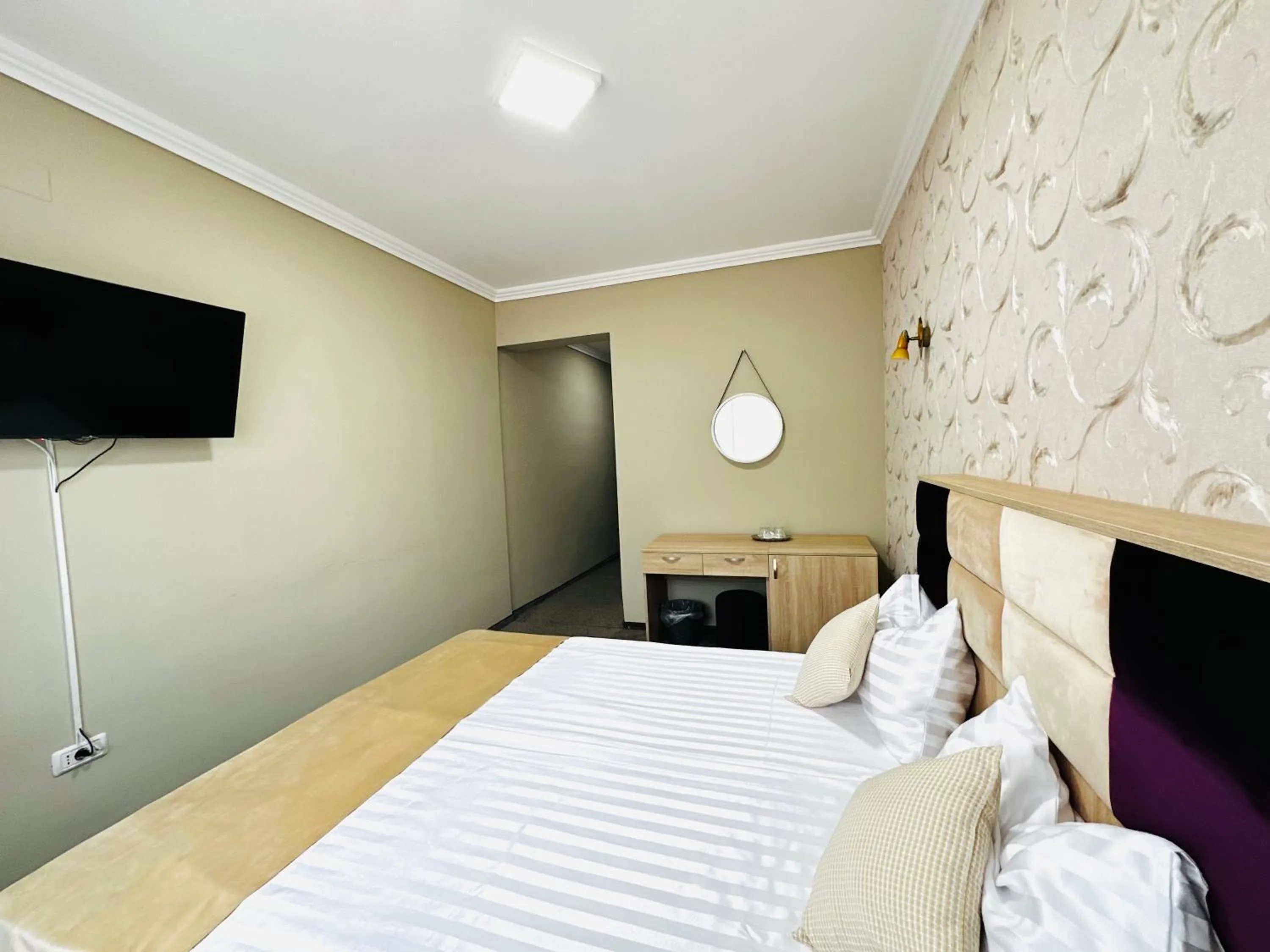 Bed in Cristal Select