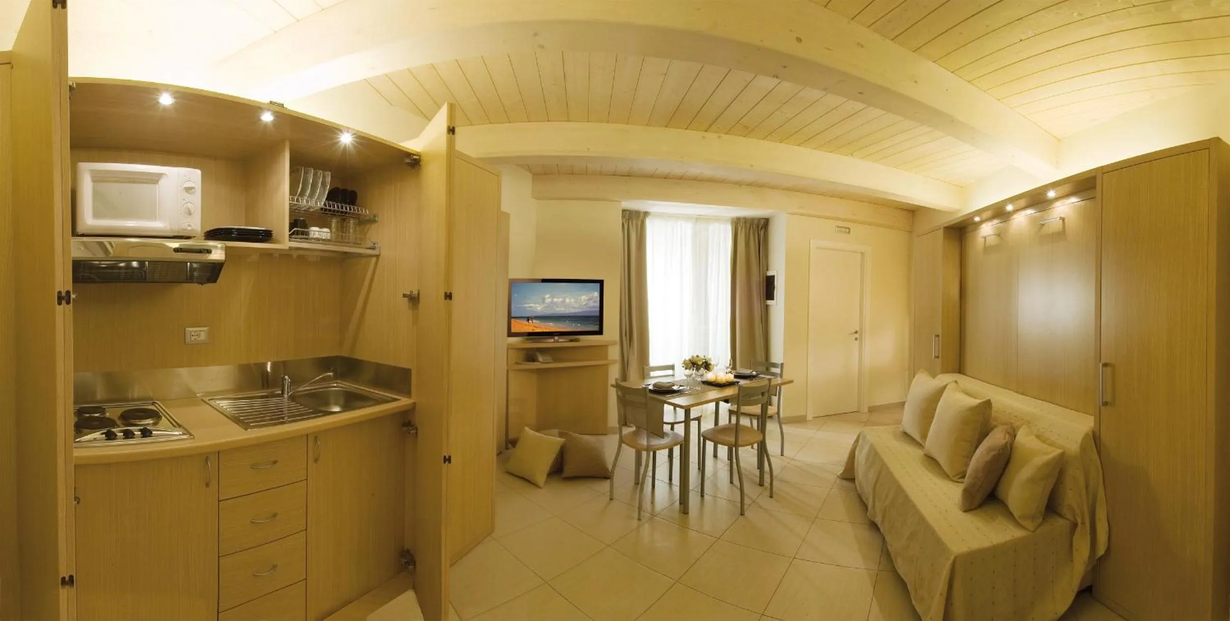 Kitchen or kitchenette in Hotel Continental & Residence