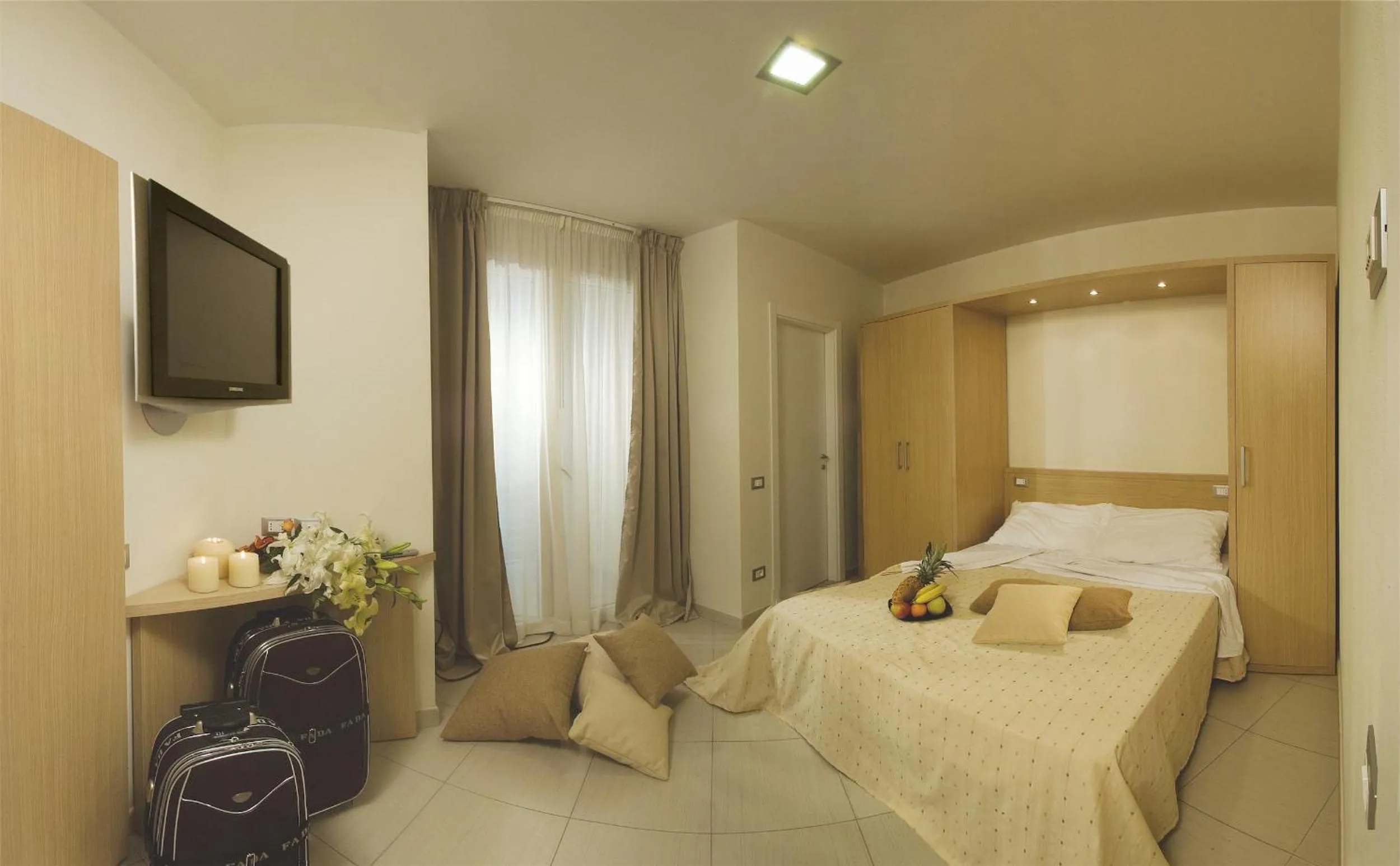 Photo of the whole room in Hotel Continental & Residence