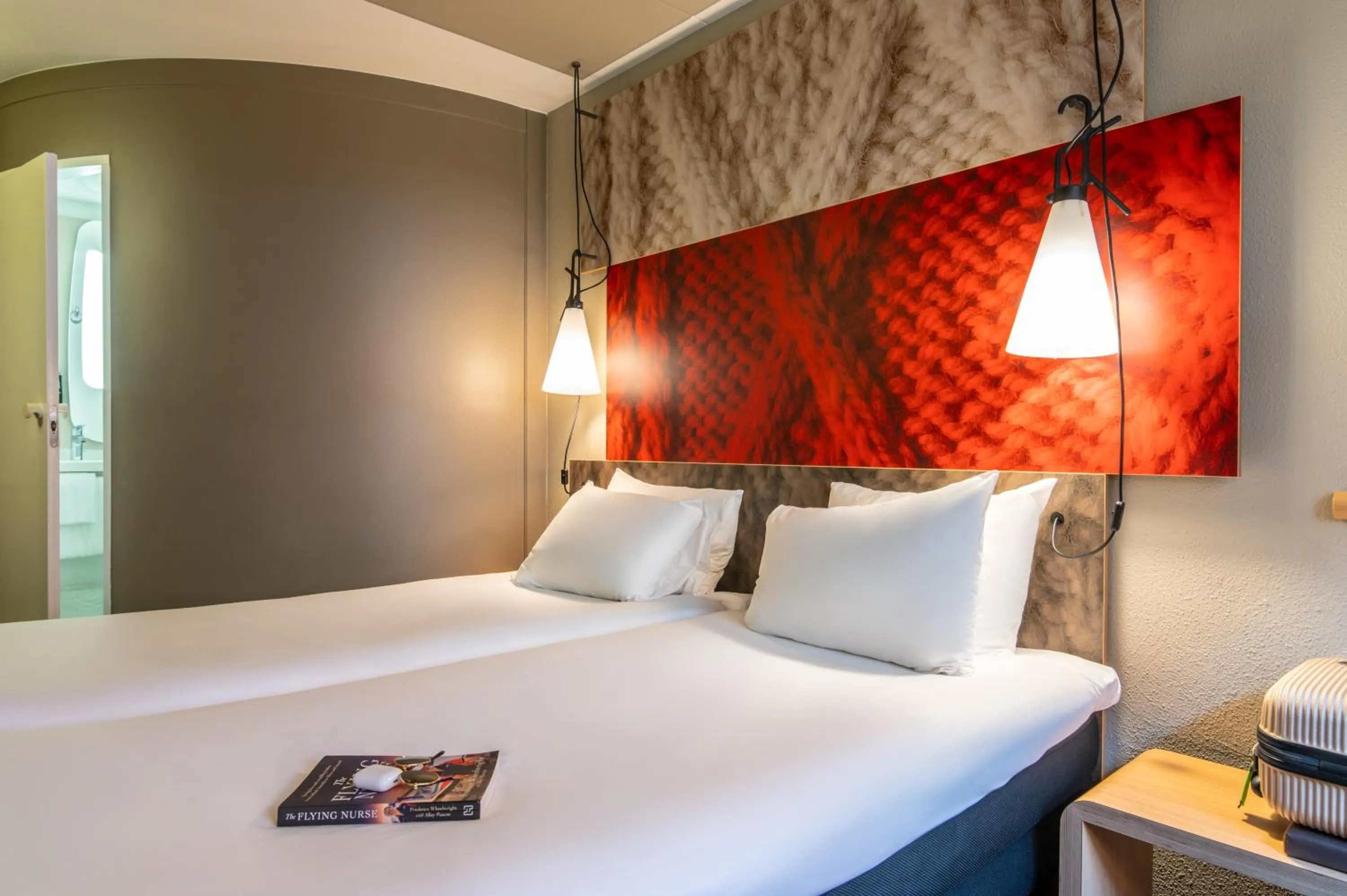 Bedroom, Bed in ibis Amsterdam Centre Stopera