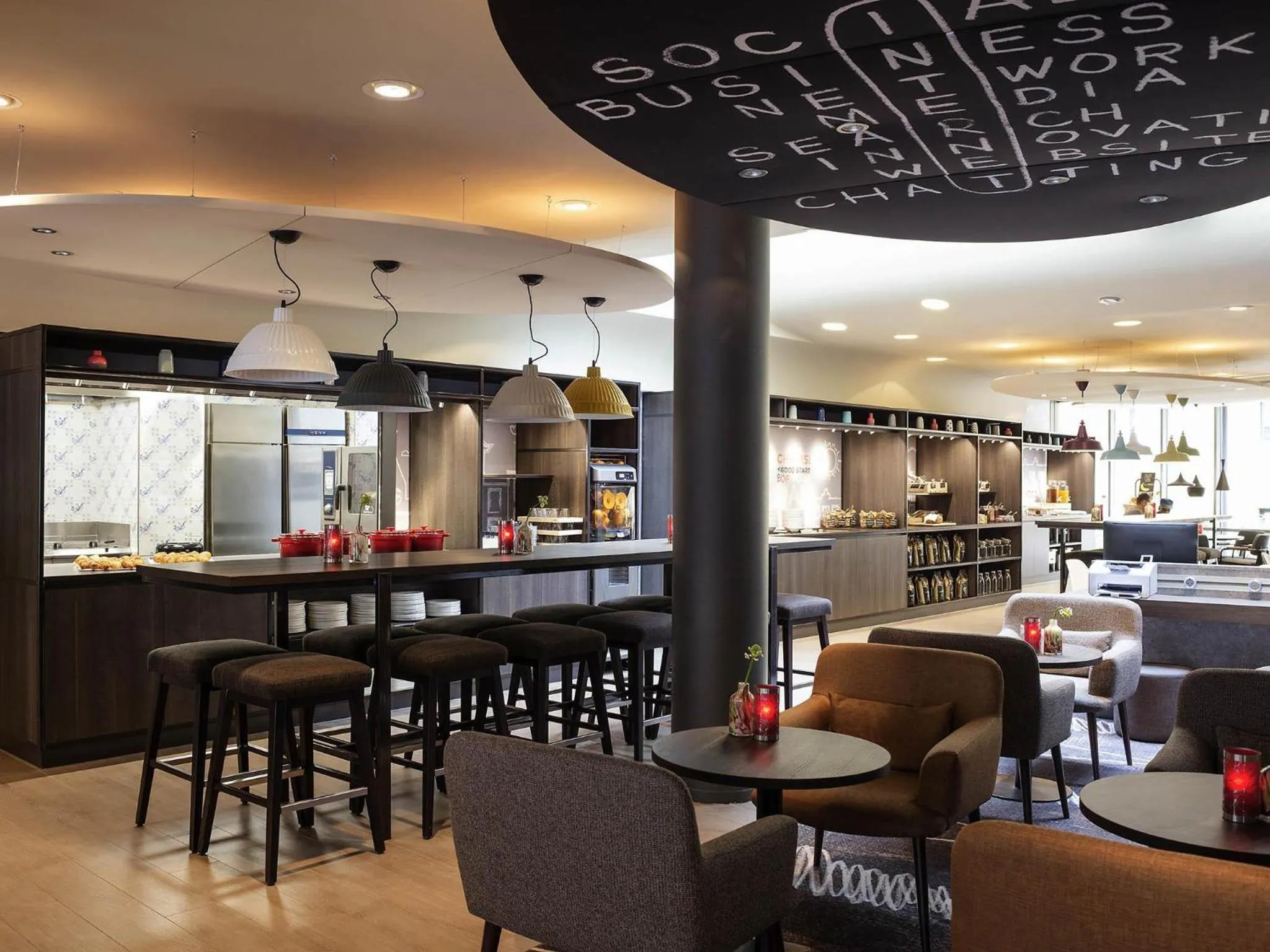 Lounge or bar in ibis Amsterdam Centre Stopera