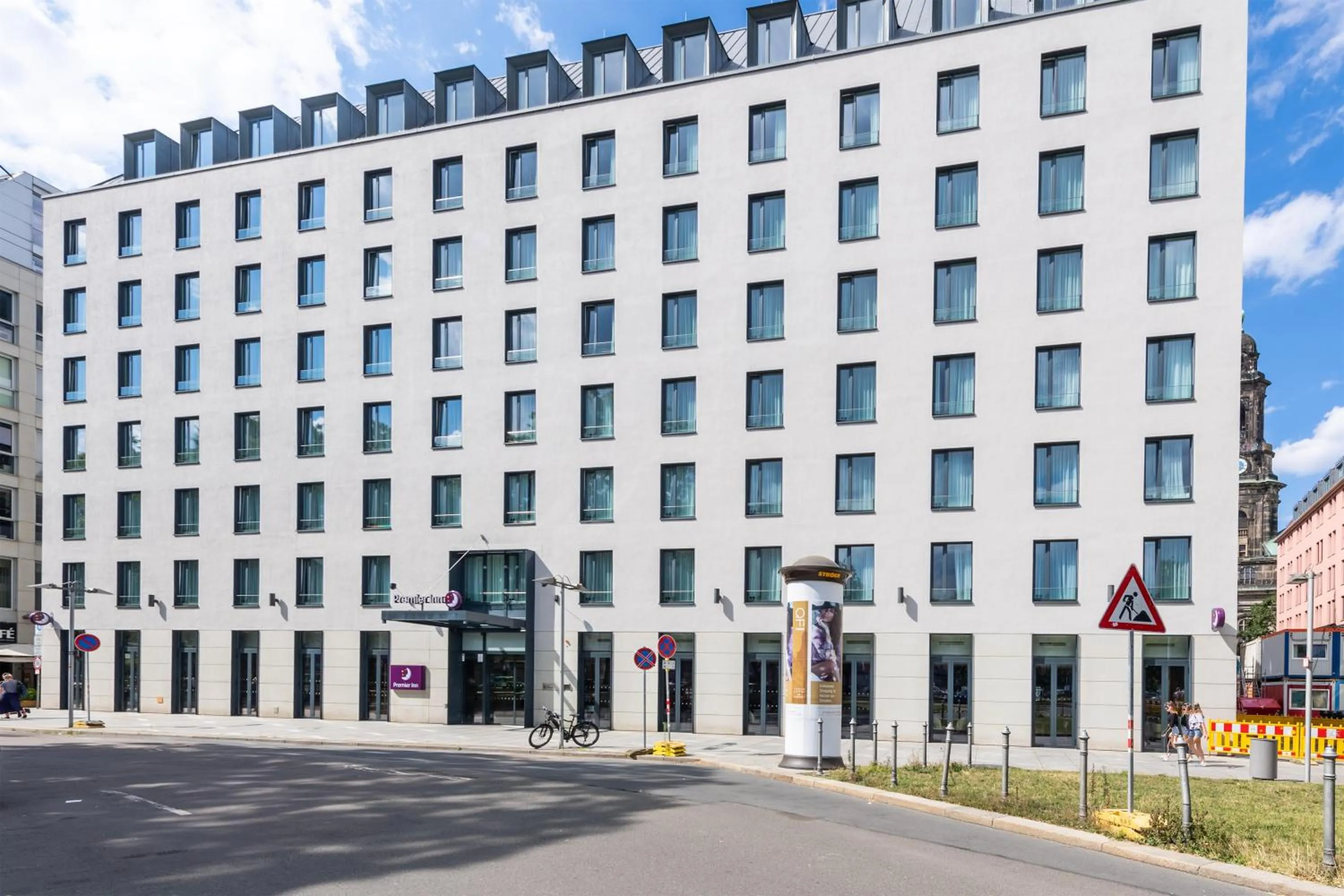 Property building in Premier Inn Dresden City Centre