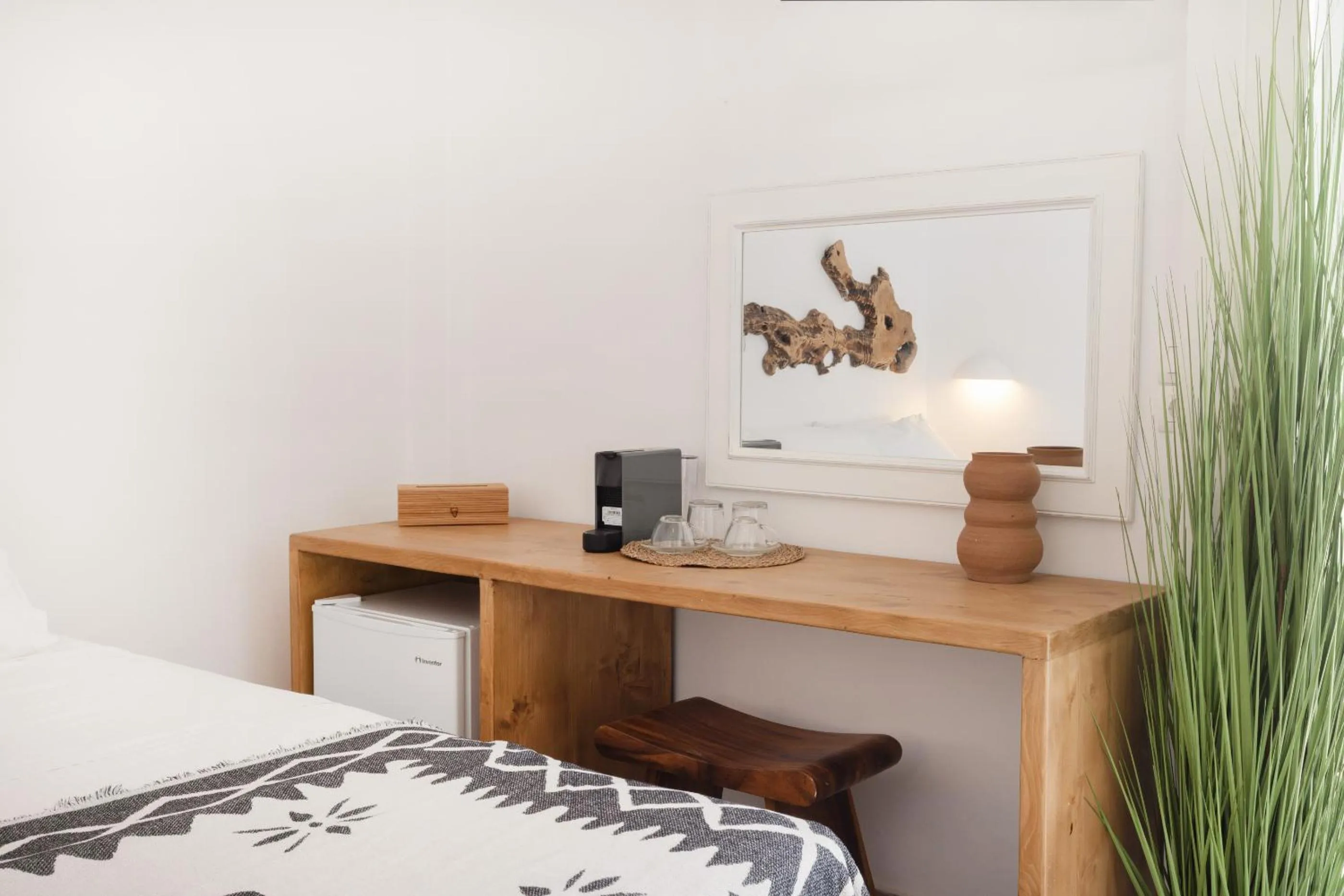 hair dresser, Bed in Parosquare Central Suites