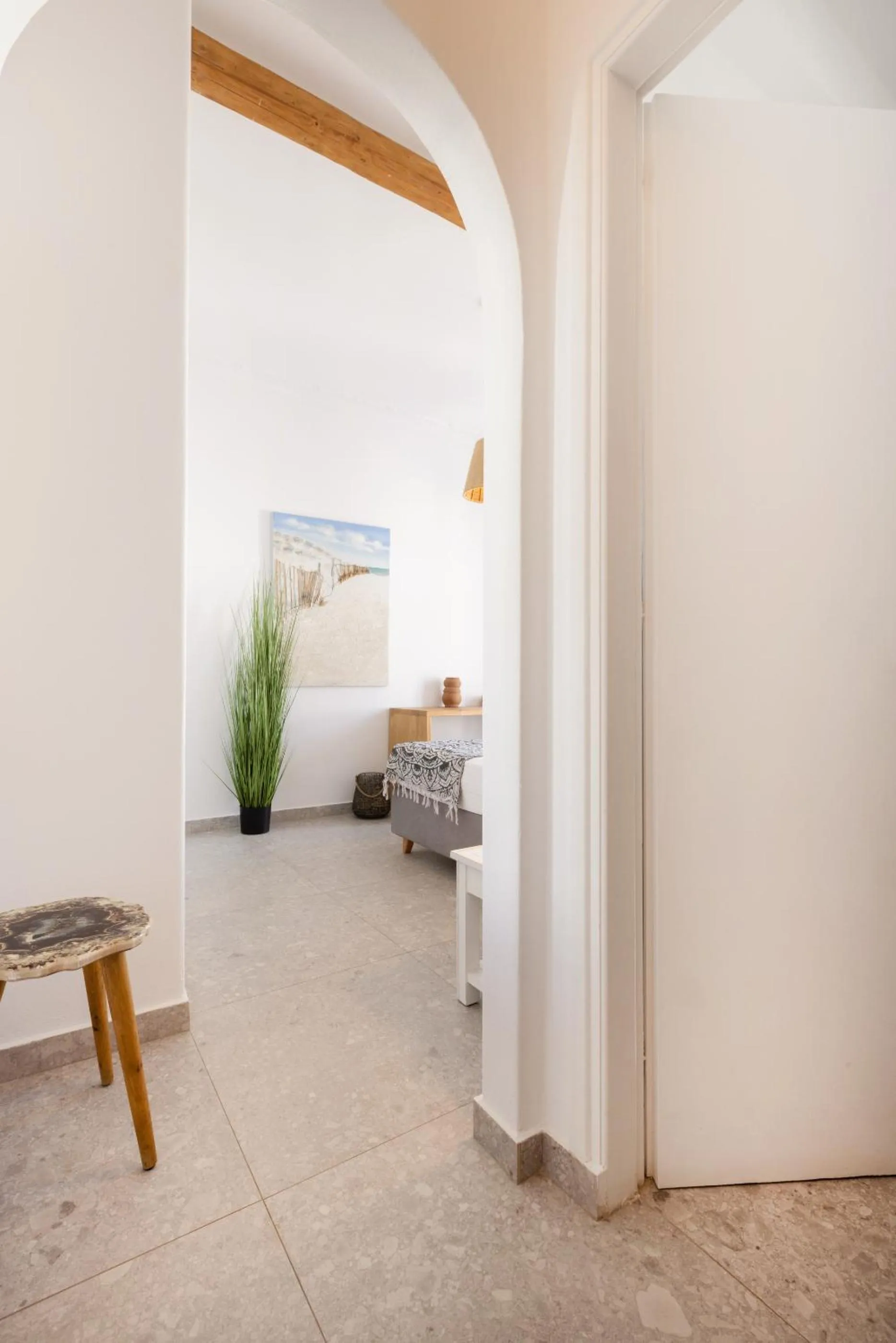 Decorative detail in Parosquare Central Suites