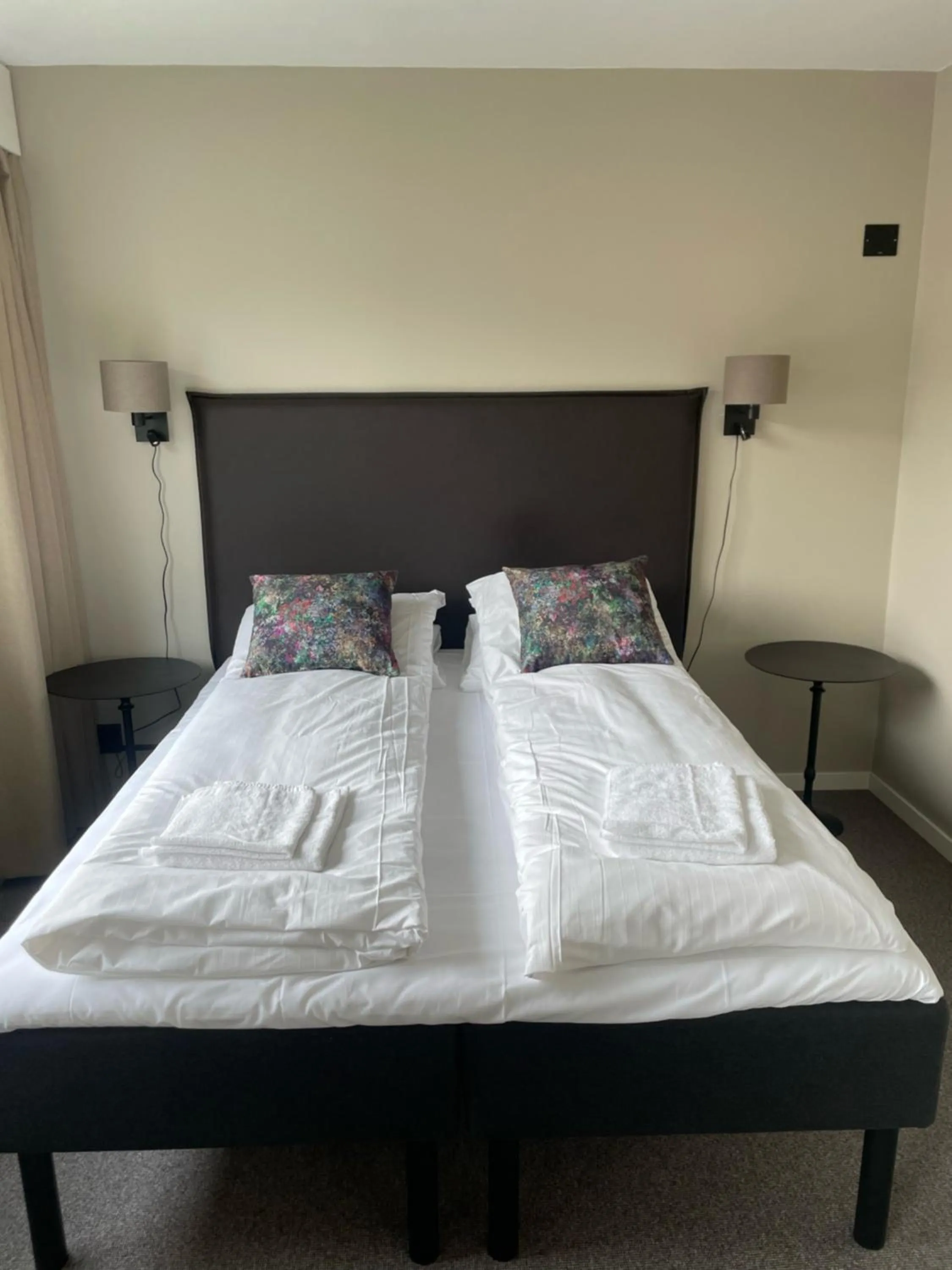 Bedroom, Bed in Sirdalsvatnet Hotel in Sirdal