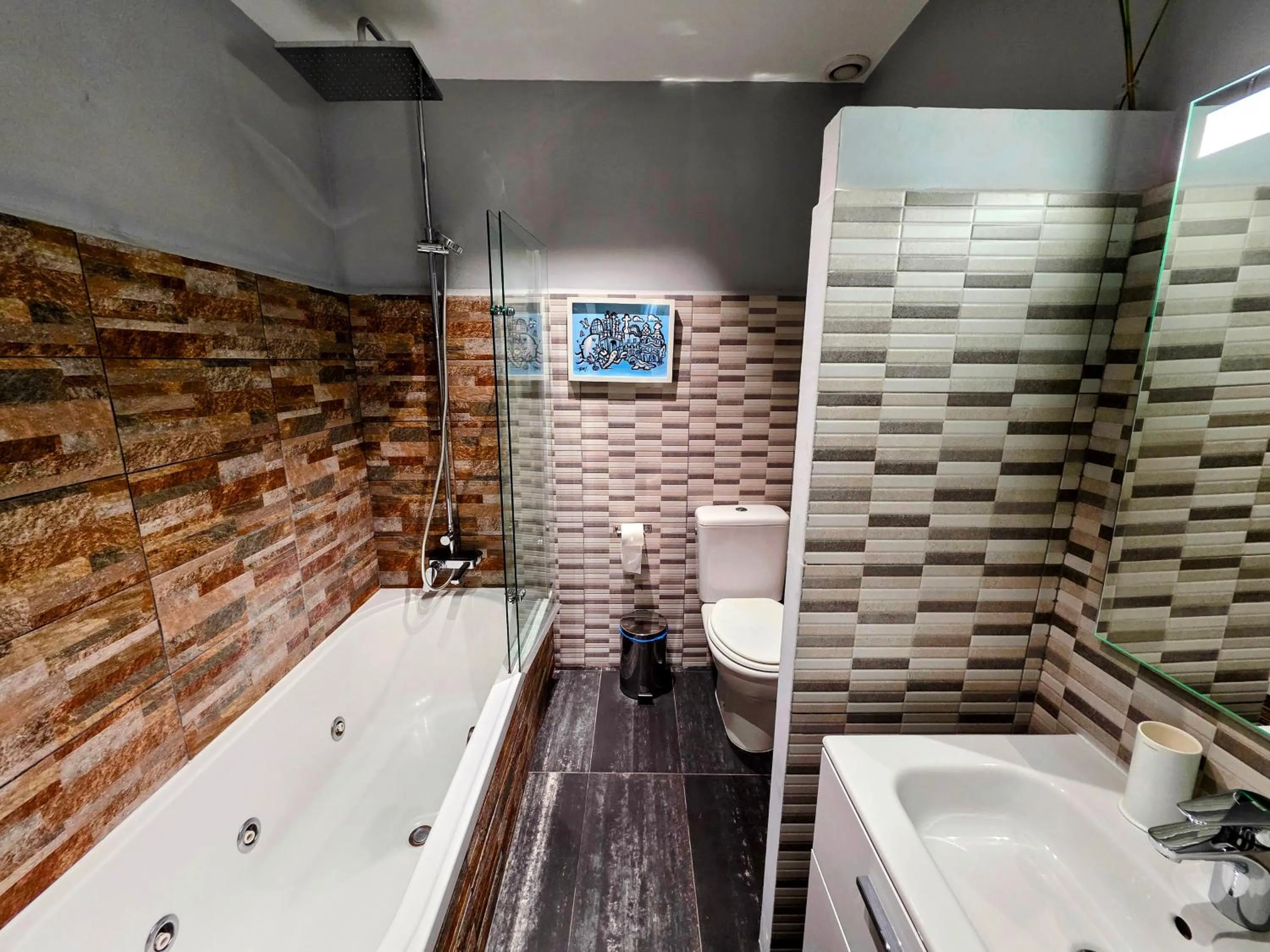 Bathroom in Luxury Central Apartment