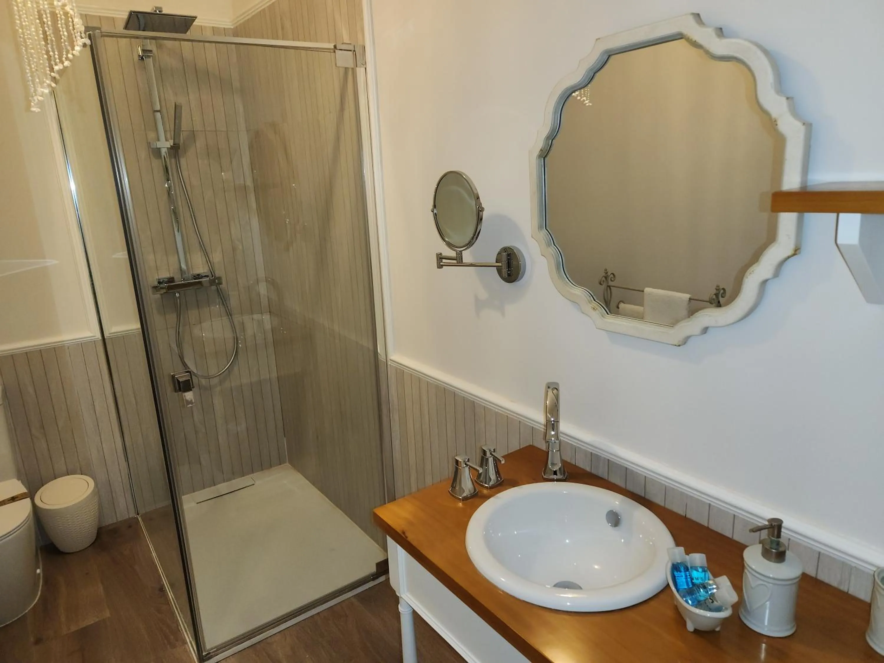 Bathroom in Hotel Boutique iulia 5 Estrellas