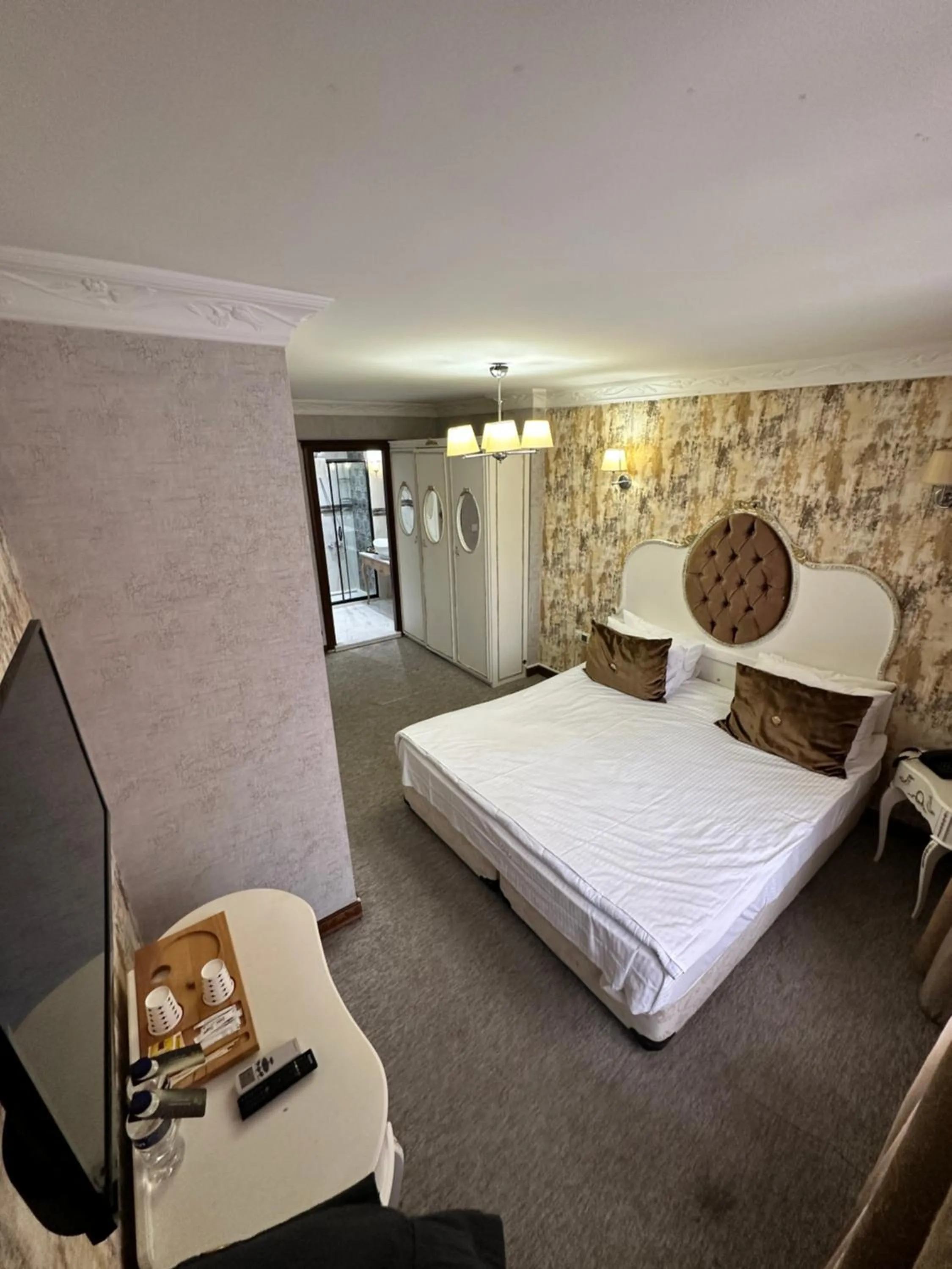 Bed in Aly Port Hotel