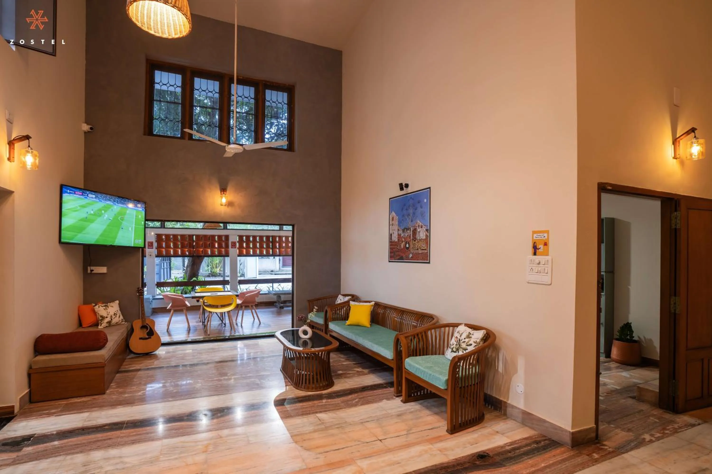 Communal lounge/ TV room in Zostel Kochi, Ernakulam