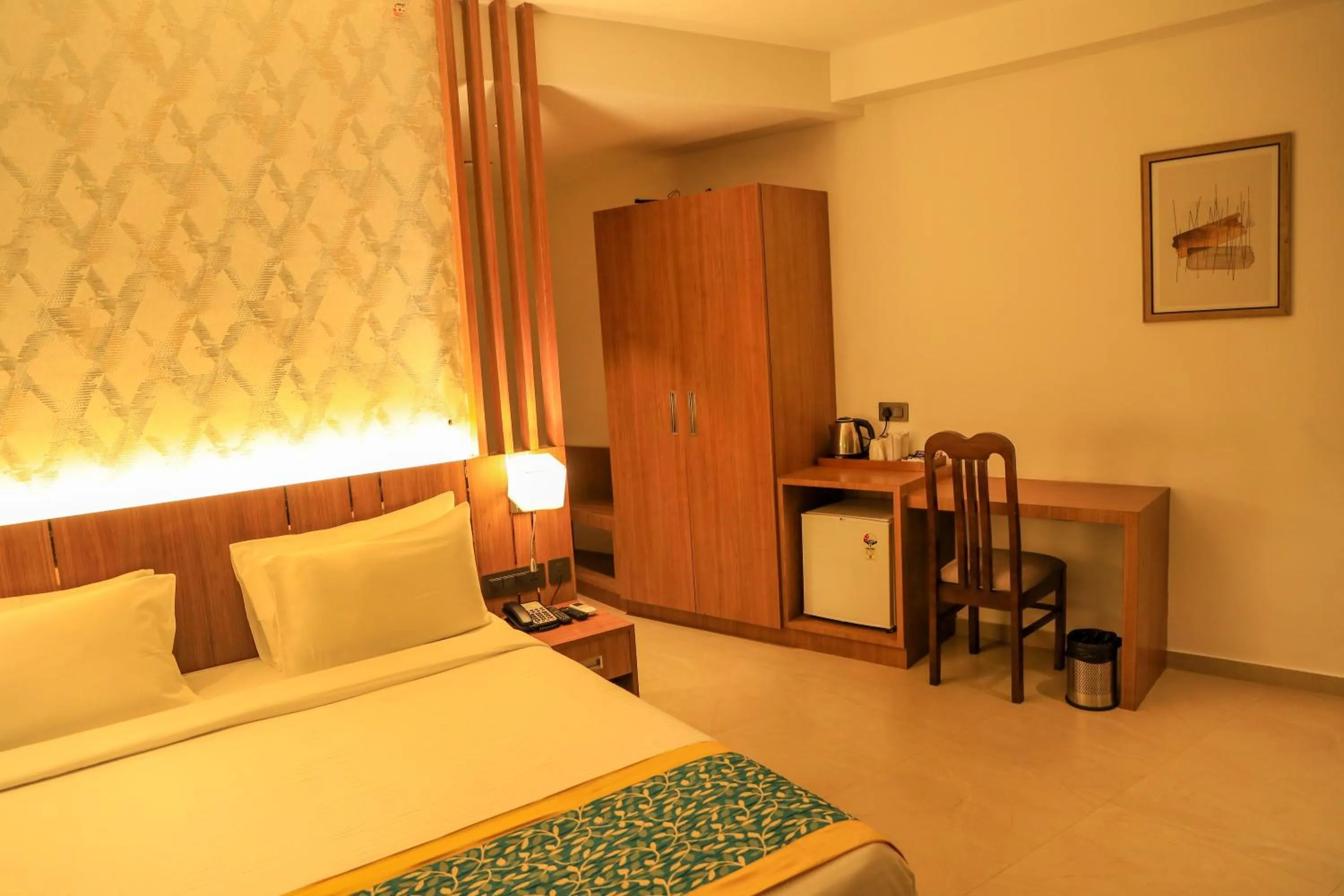 Bed in Hotel Sky Sierra Wayanad