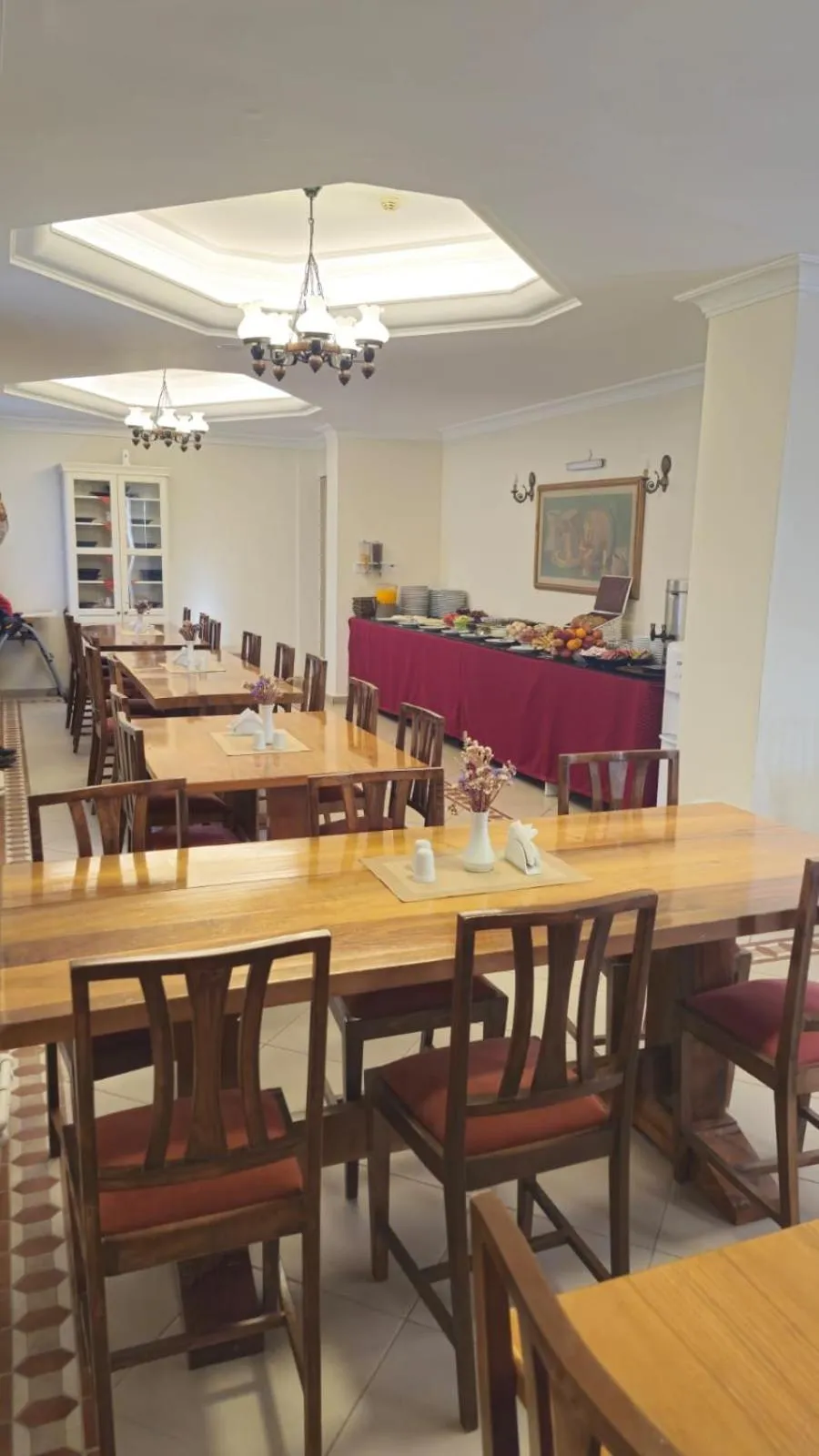 Restaurant/places to eat in Hotel Ave Maria