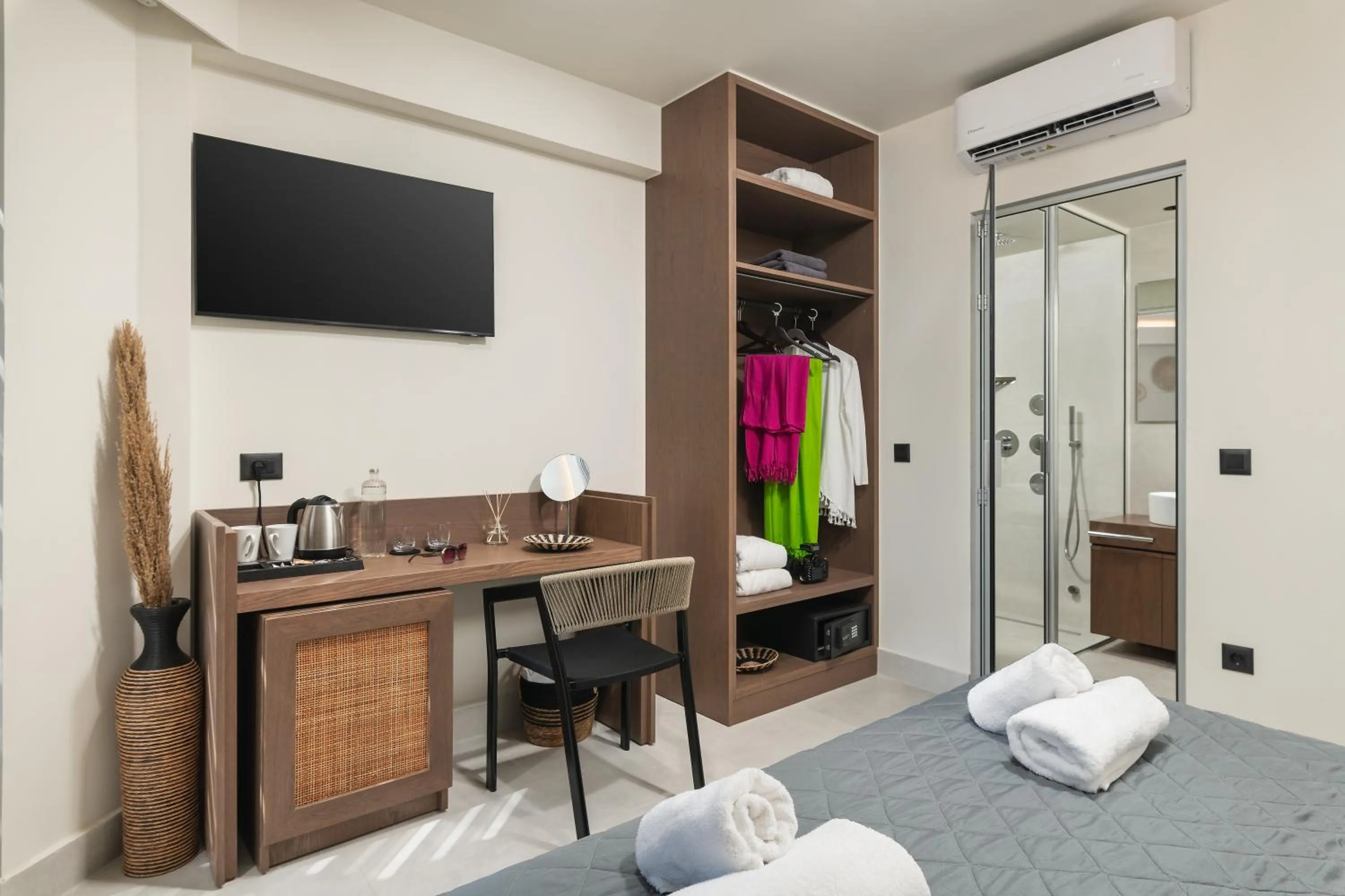 Bed in Elia Agia Marina Resort