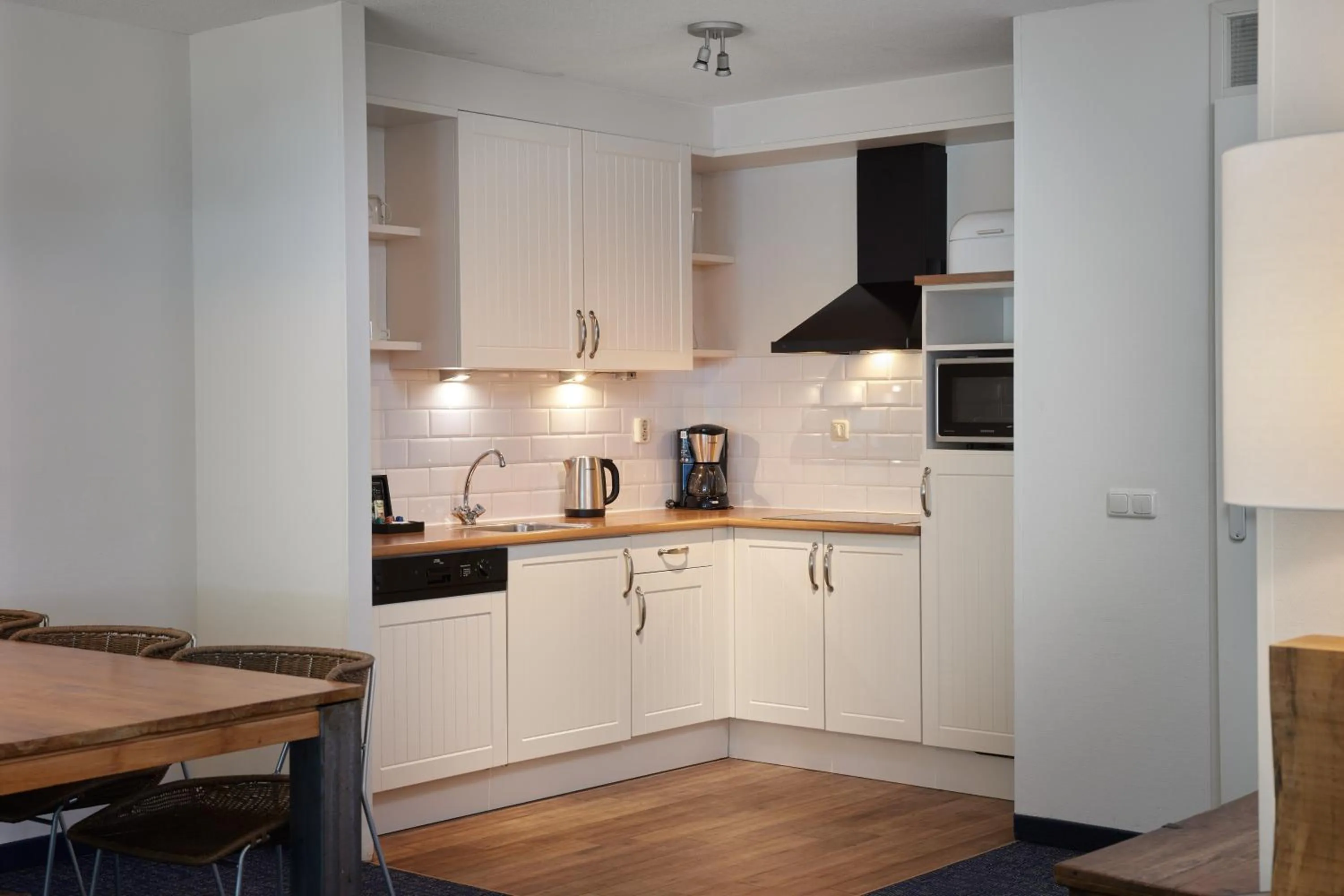 Kitchen or kitchenette in WestCord ApartHotel Boschrijck