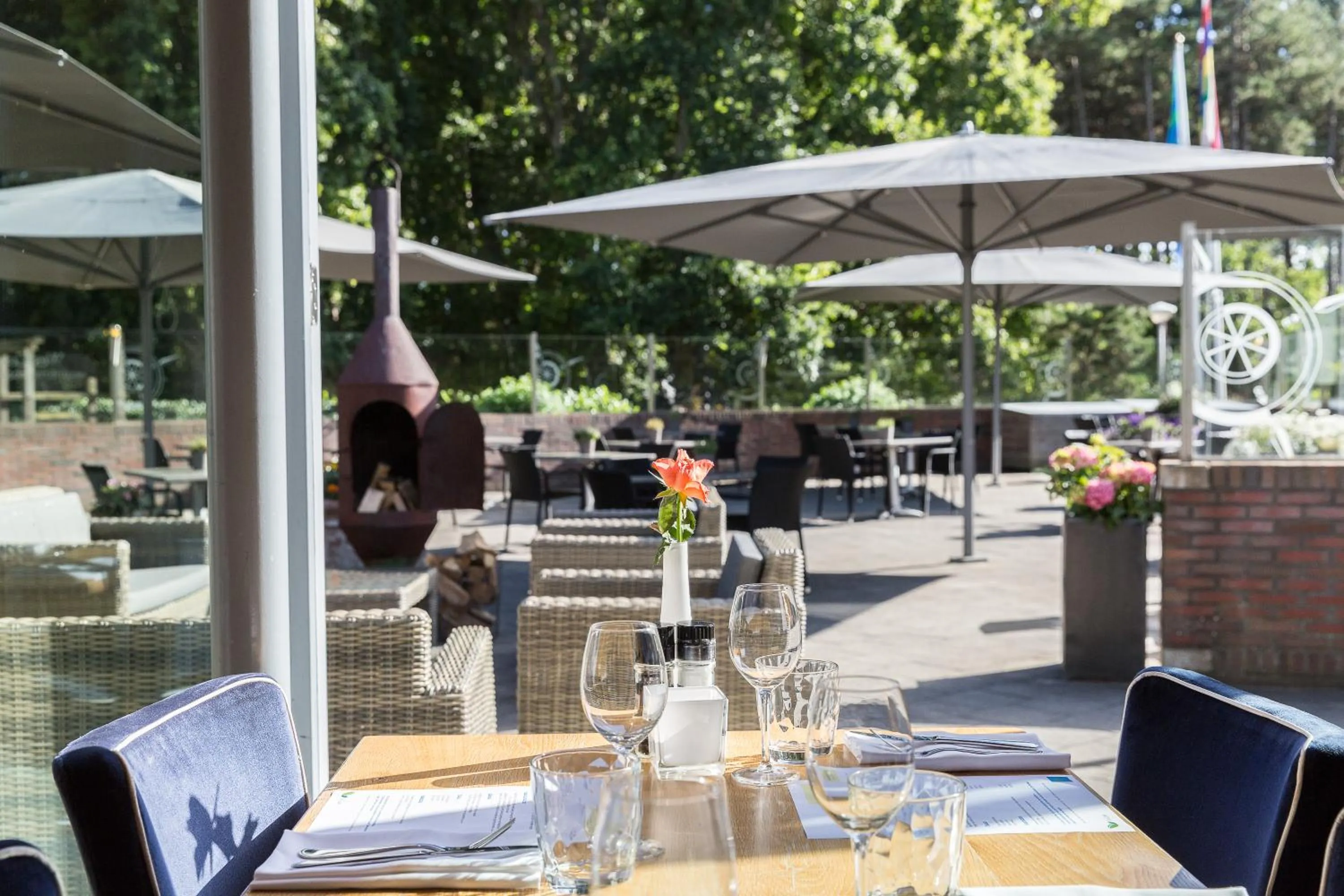 Restaurant/places to eat in WestCord ApartHotel Boschrijck