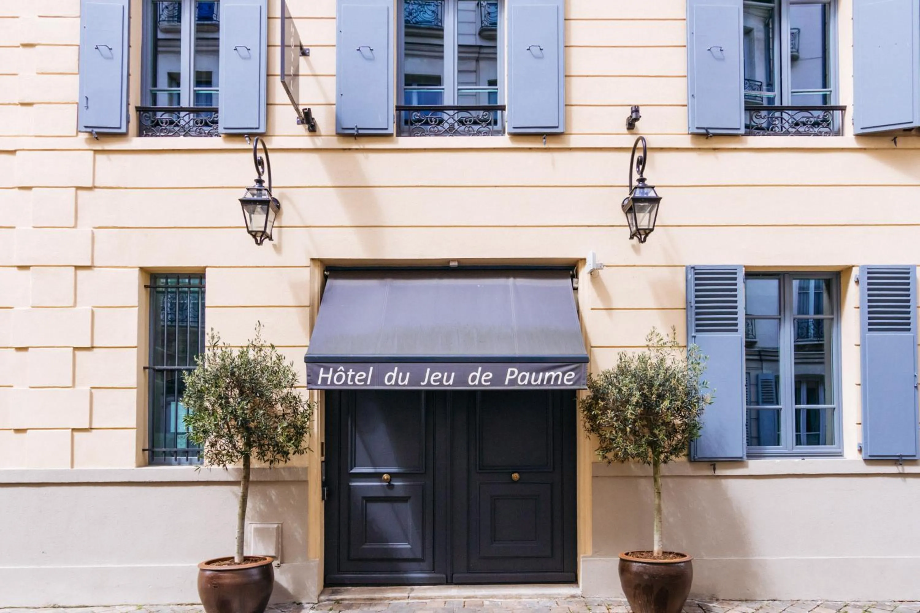 Property building in Hôtel du Jeu de Paume