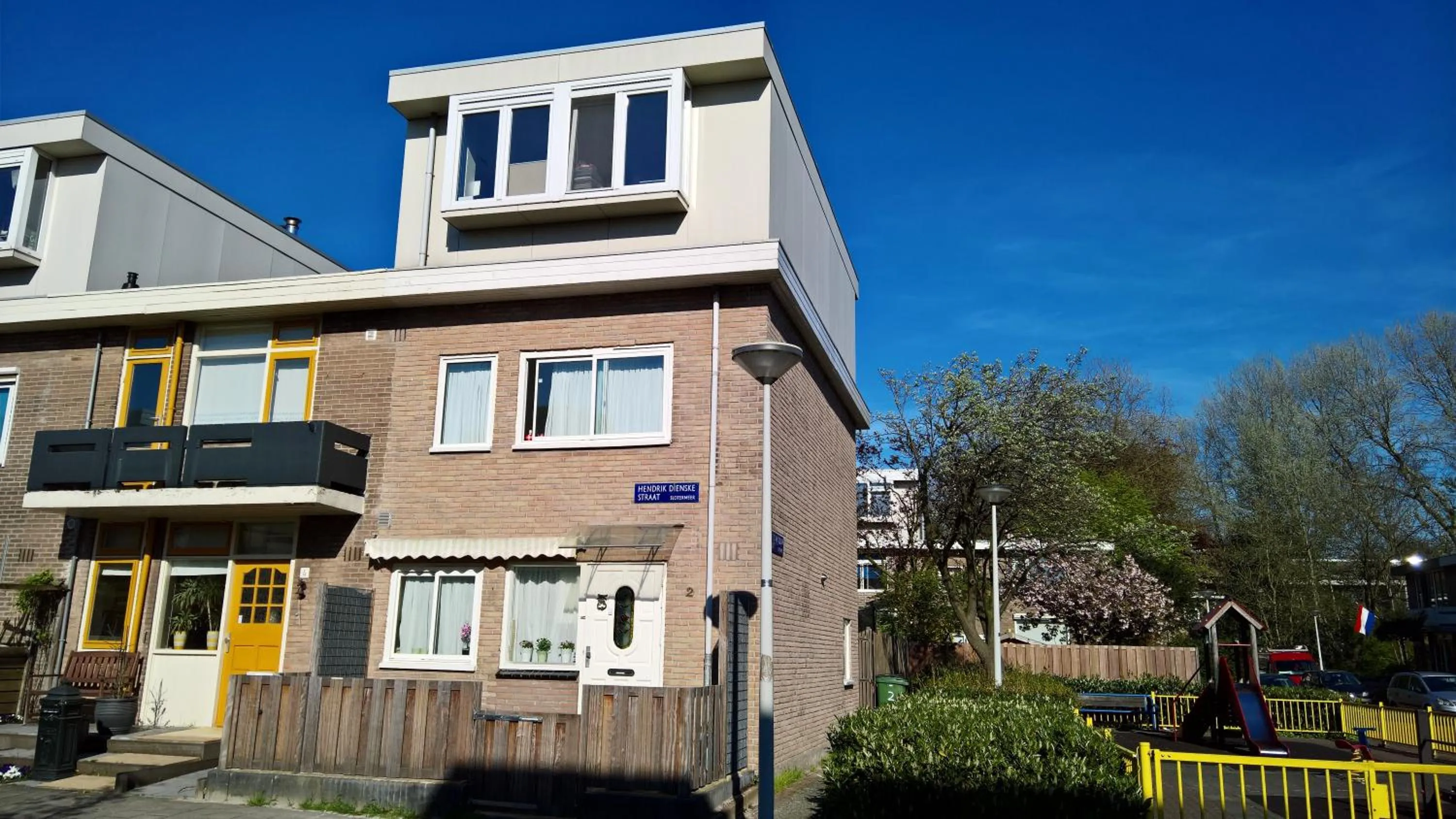 Property building in Bed and Breakfast Amsterdam Holy Dove