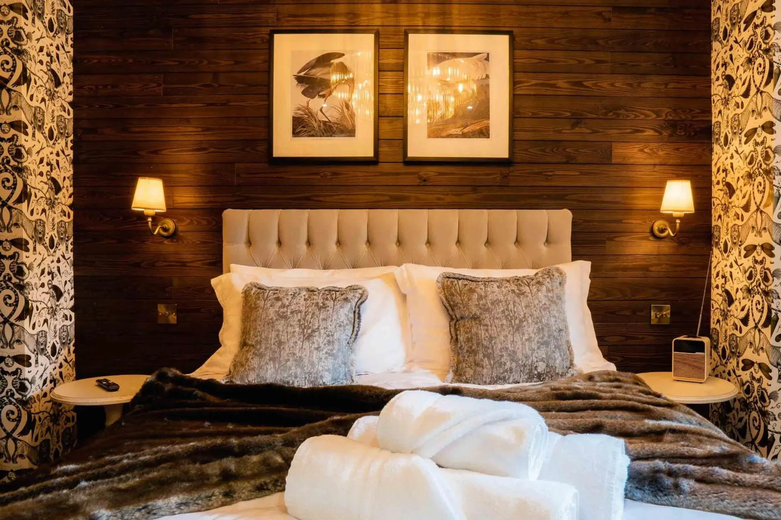 Deluxe Double Room in The Nest At The Woodmans Arms Deluxe Double Room in The Nest At The Woodmans Arms