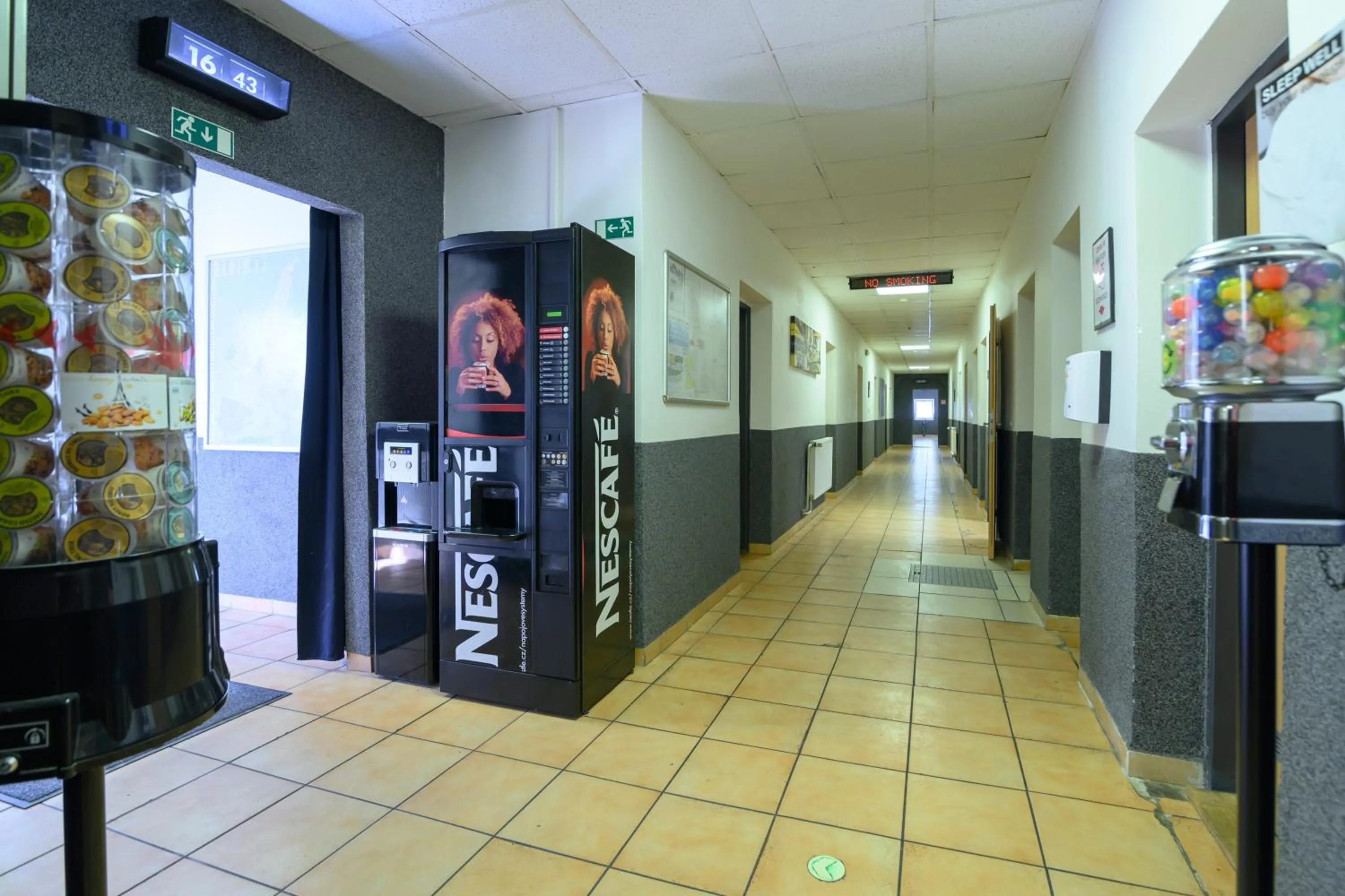 Area and facilities in Hostel Seven