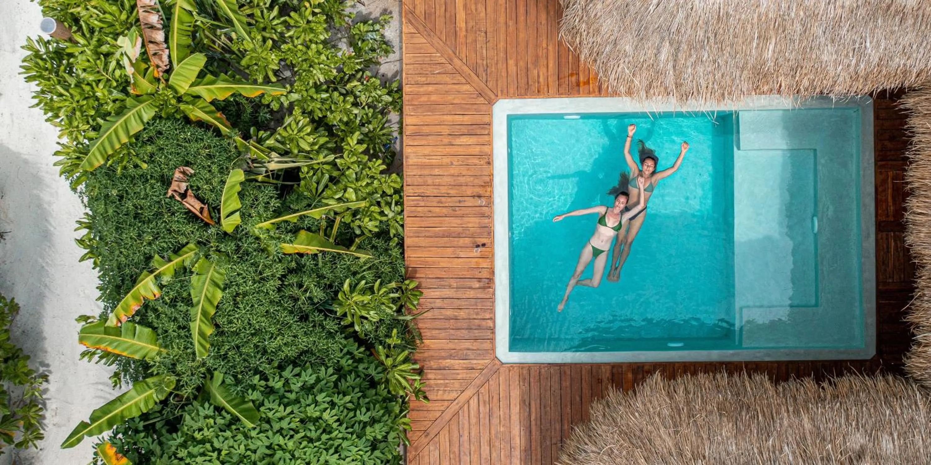 Swimming pool in Sensations Eco-Chic Hotel