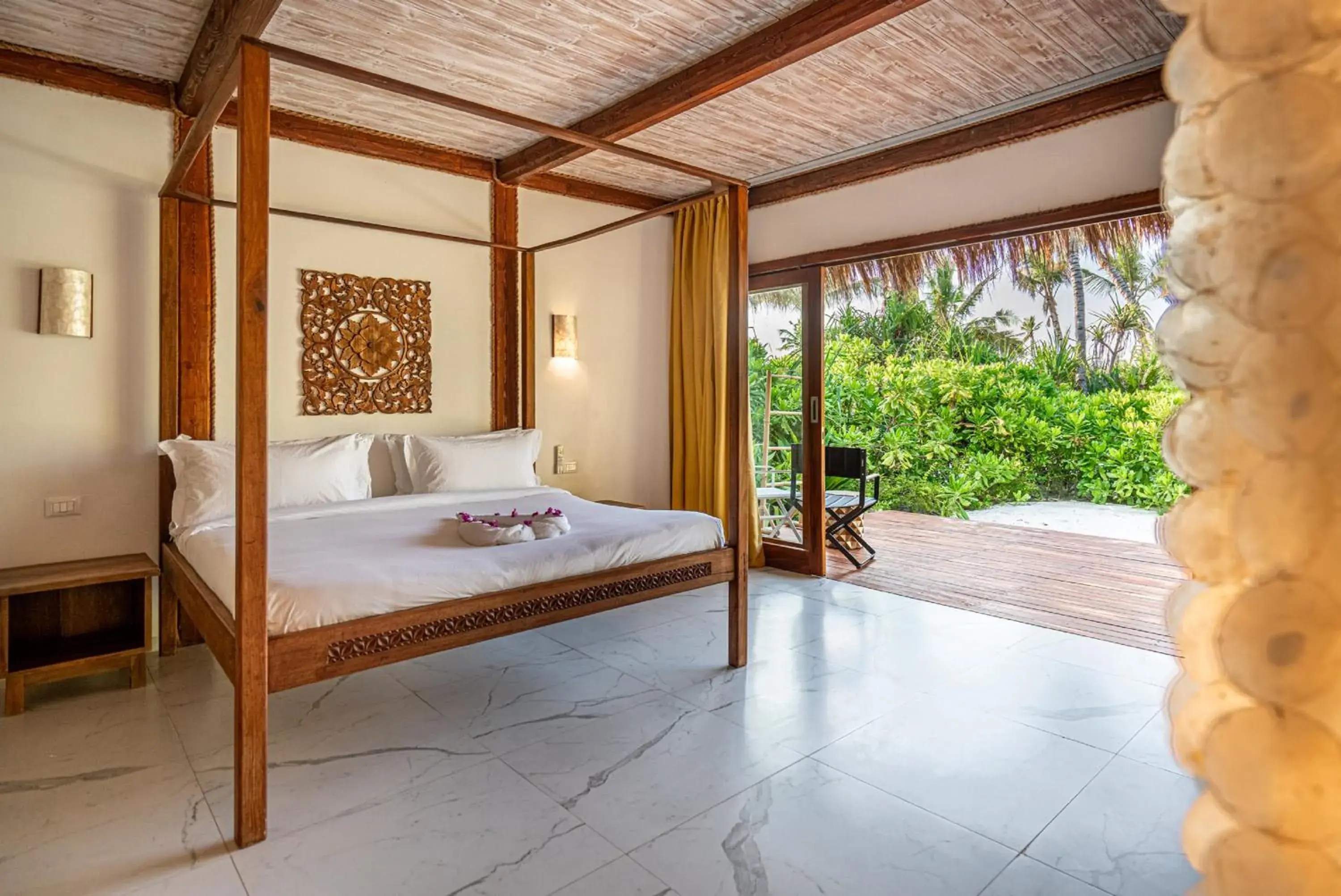 Deluxe Bungalow in Sensations Eco-Chic Hotel Deluxe Bungalow in Sensations Eco-Chic Hotel