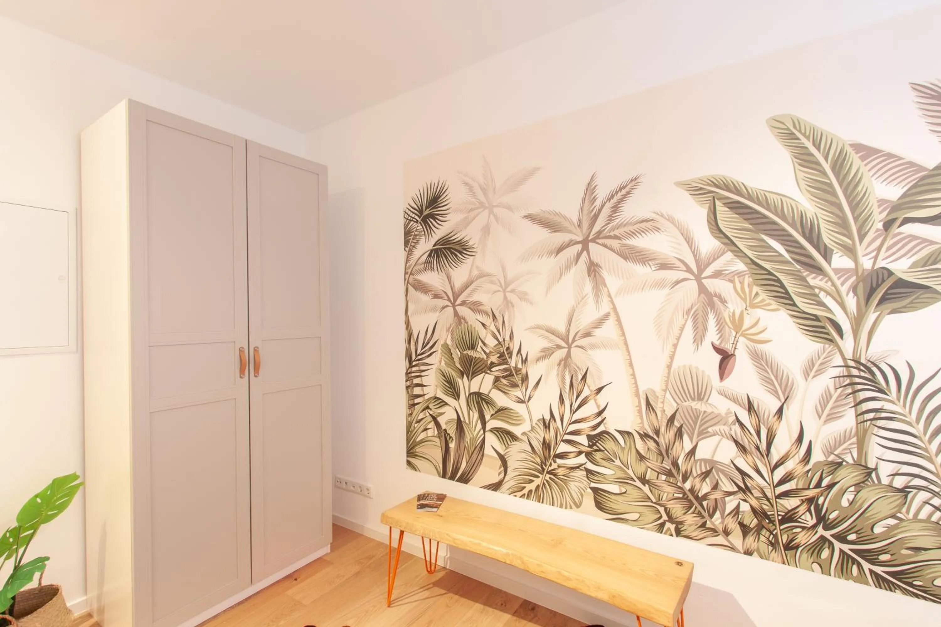 wardrobe in Juliusliving - modernes Wohnen an der Juliuspromenade