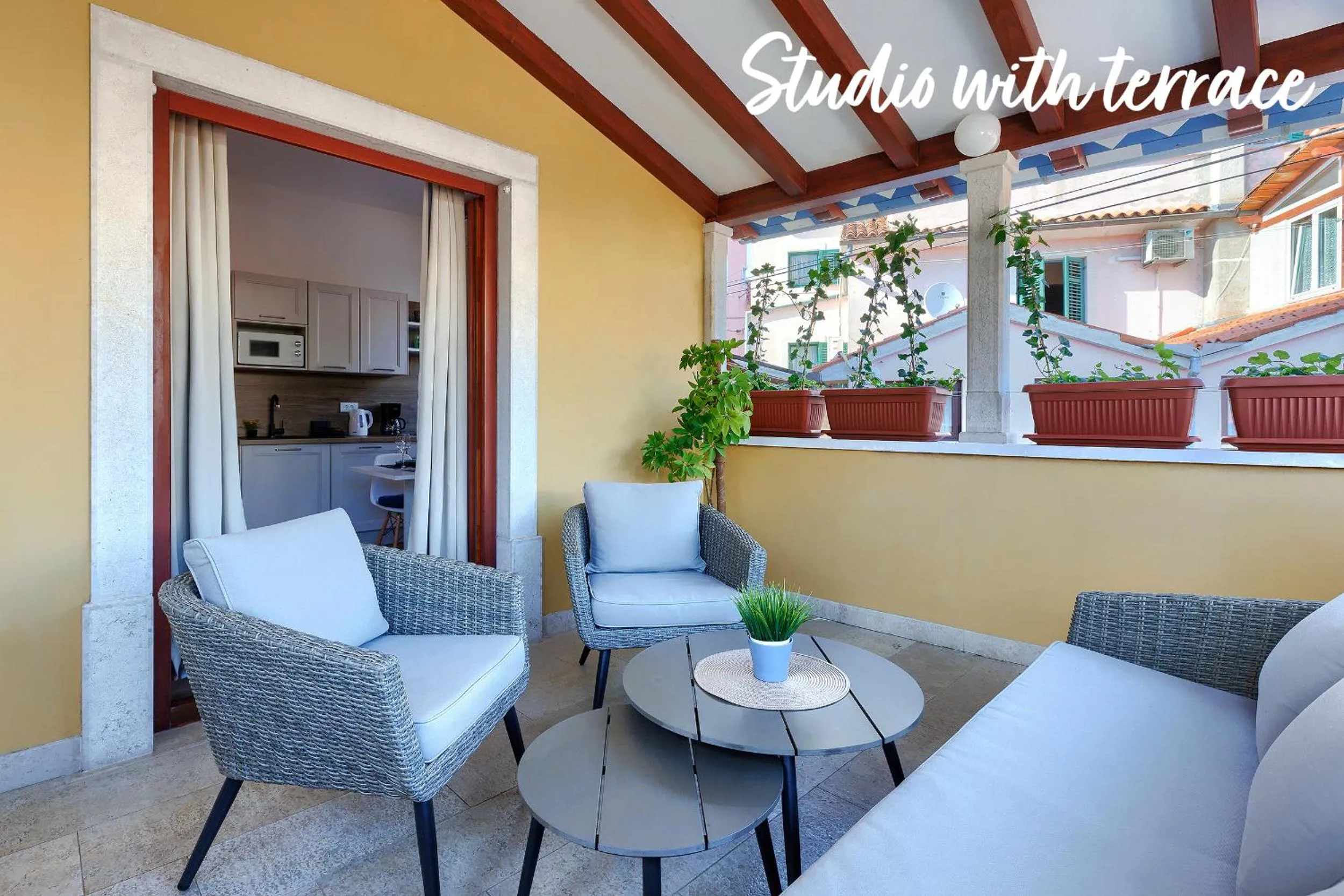 Studios Notte sul porto