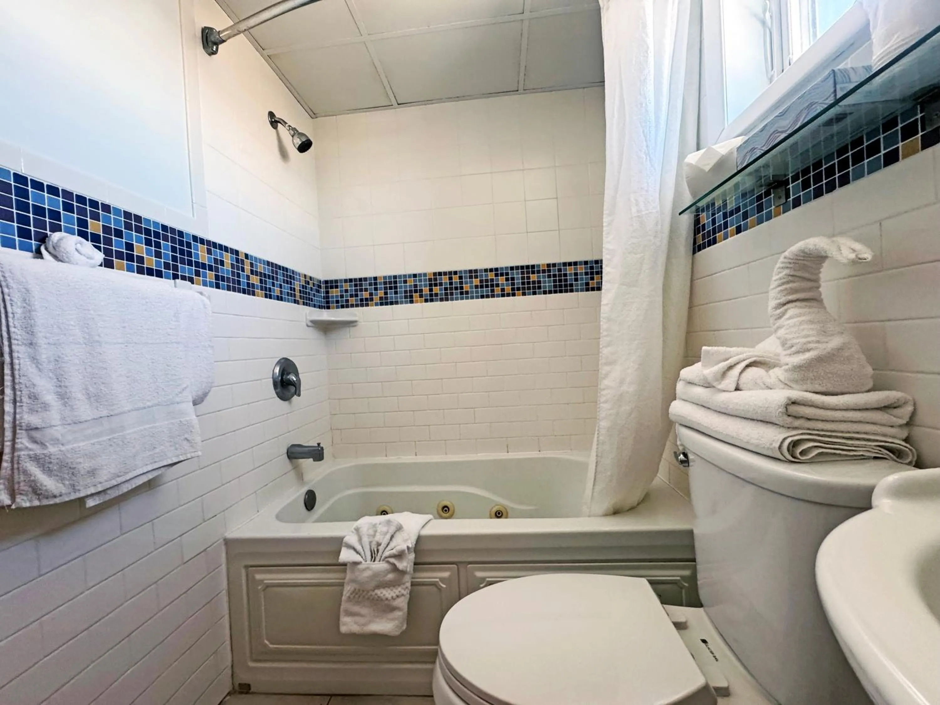 Bathroom in Shalimar Resort