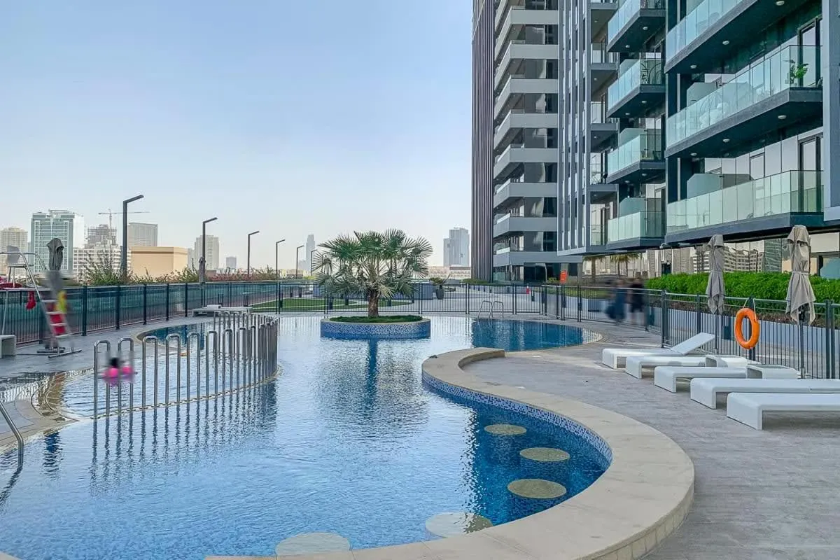 Frank Porter - Bloom Towers