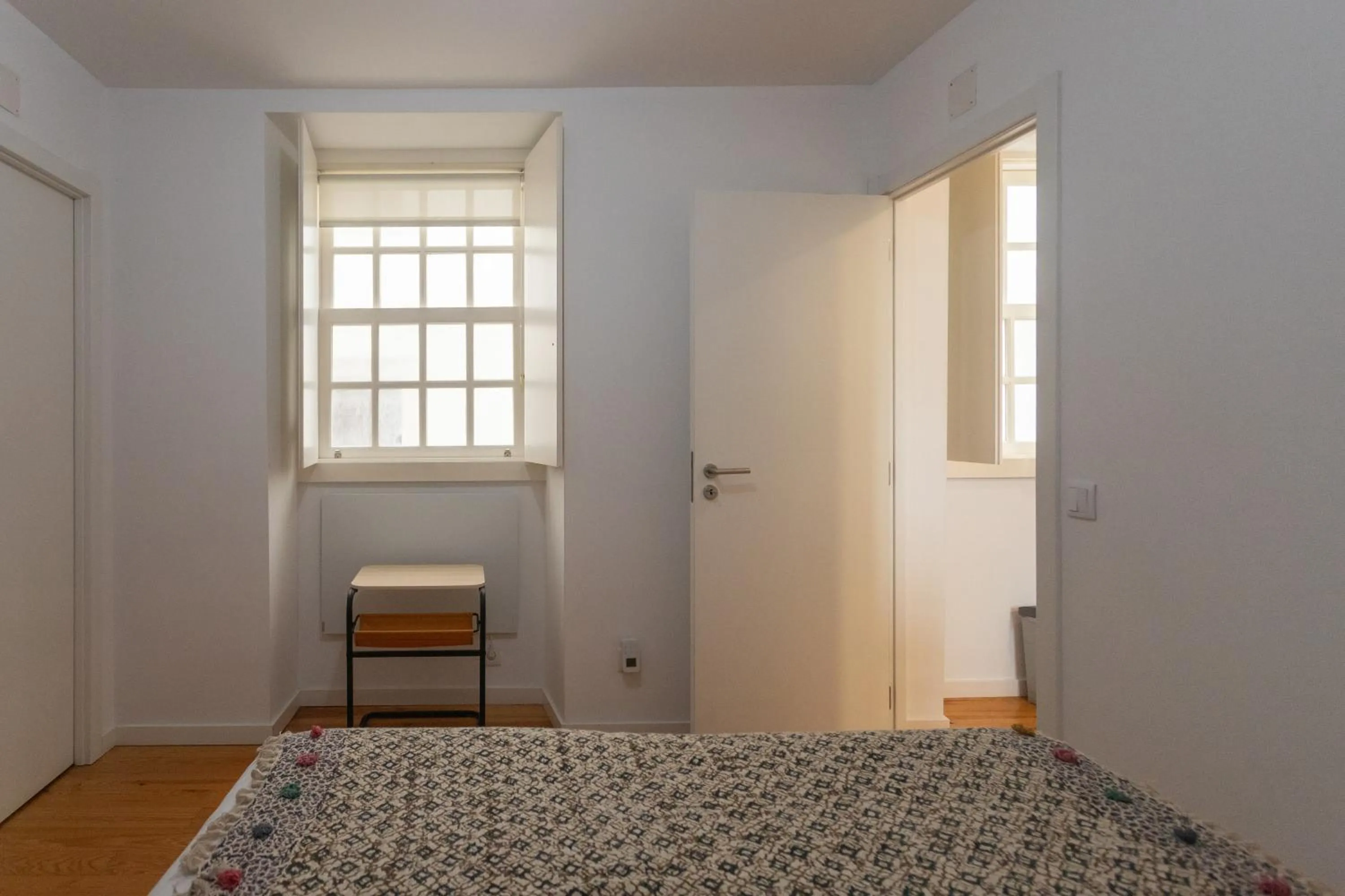 Photo of the whole room, Bed in Casas da Comedia